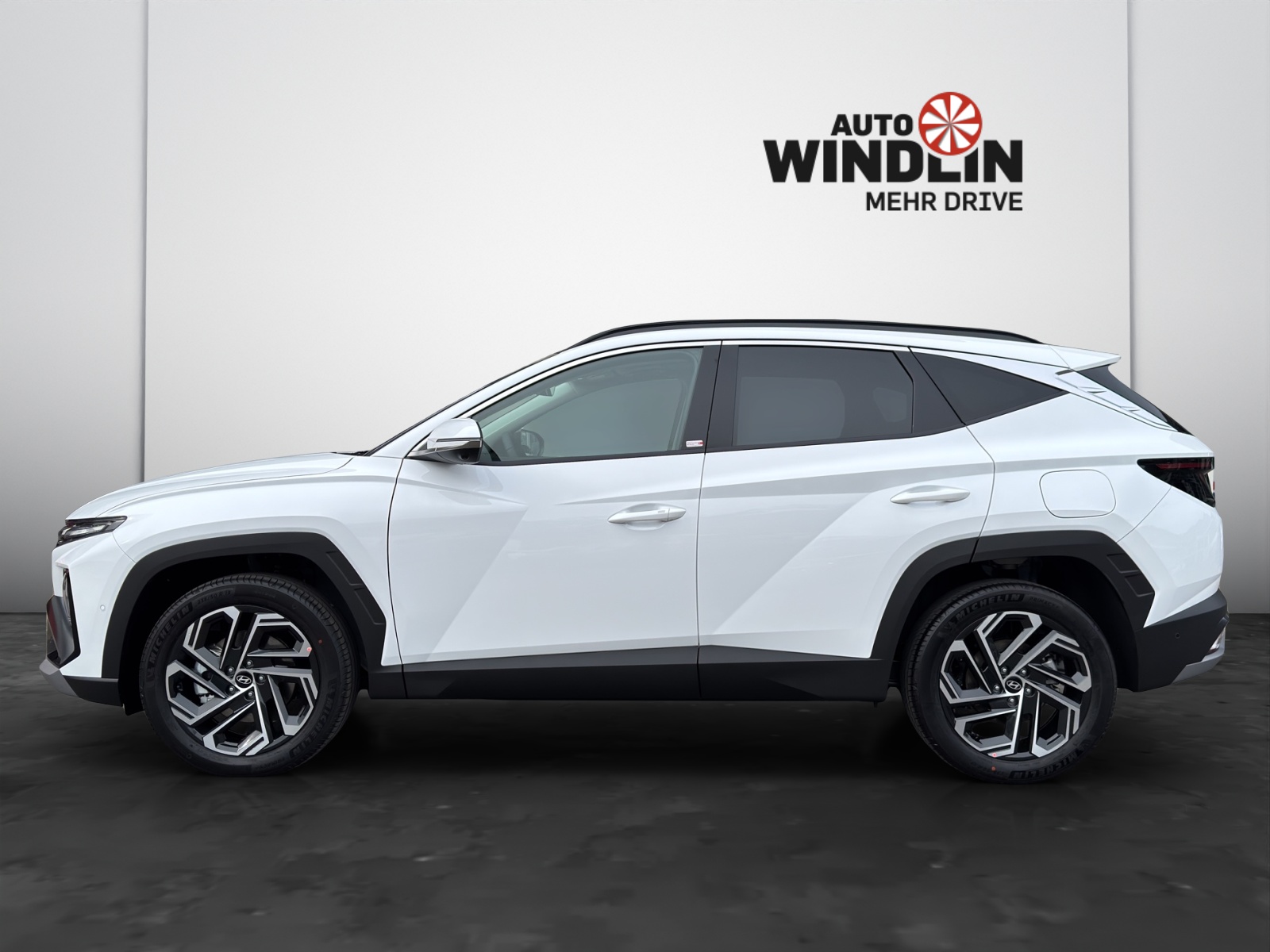 HYUNDAI Tucson 1.6 T-GDi HEV Vertex Swiss Edition 4WD MY26-image-3