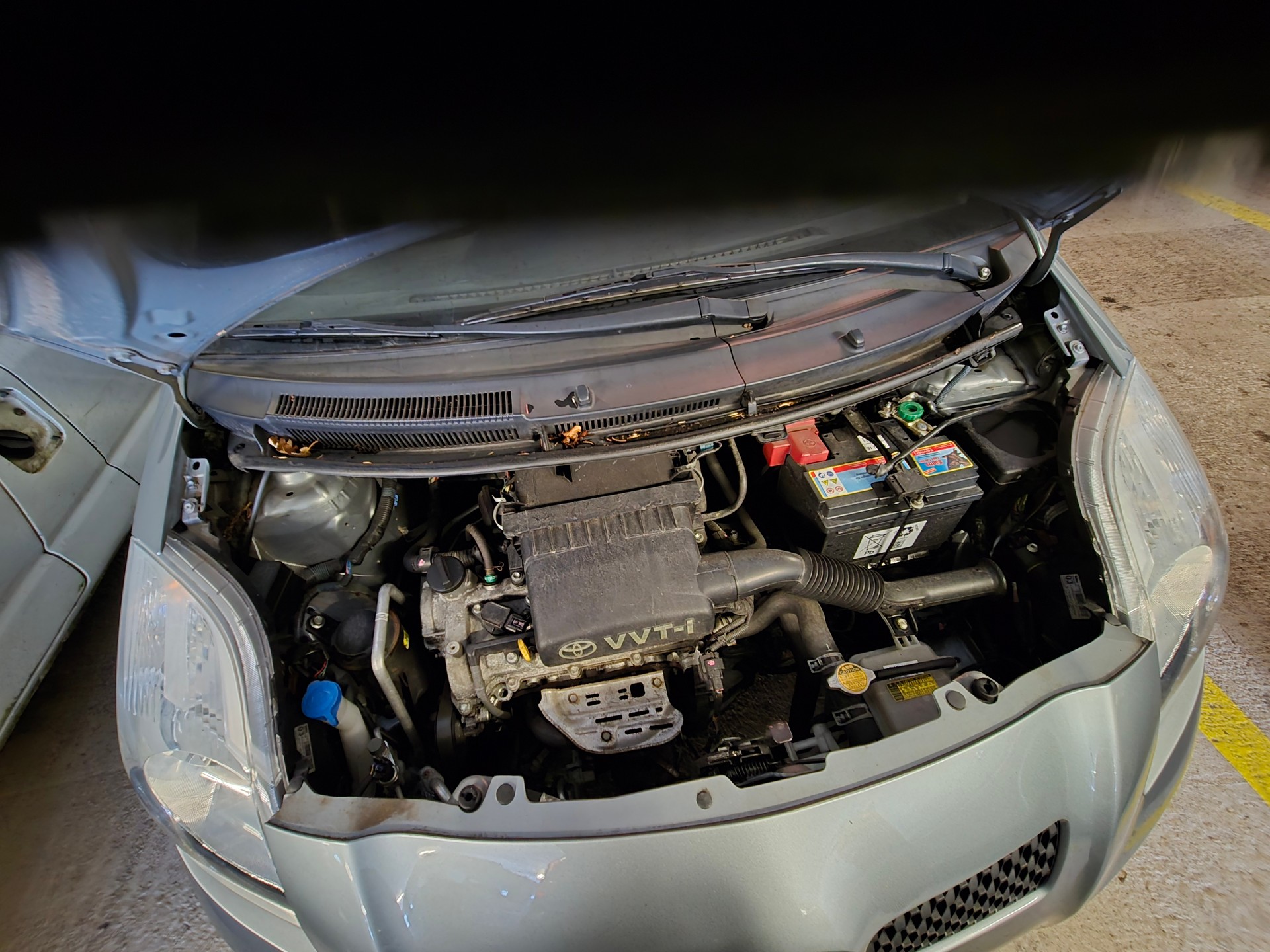 TOYOTA Yaris 1.3 Chic Multimode-image-8