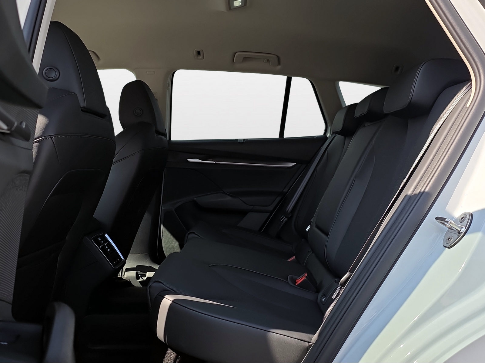 SKODA Enyaq 85x 4x4-image-10