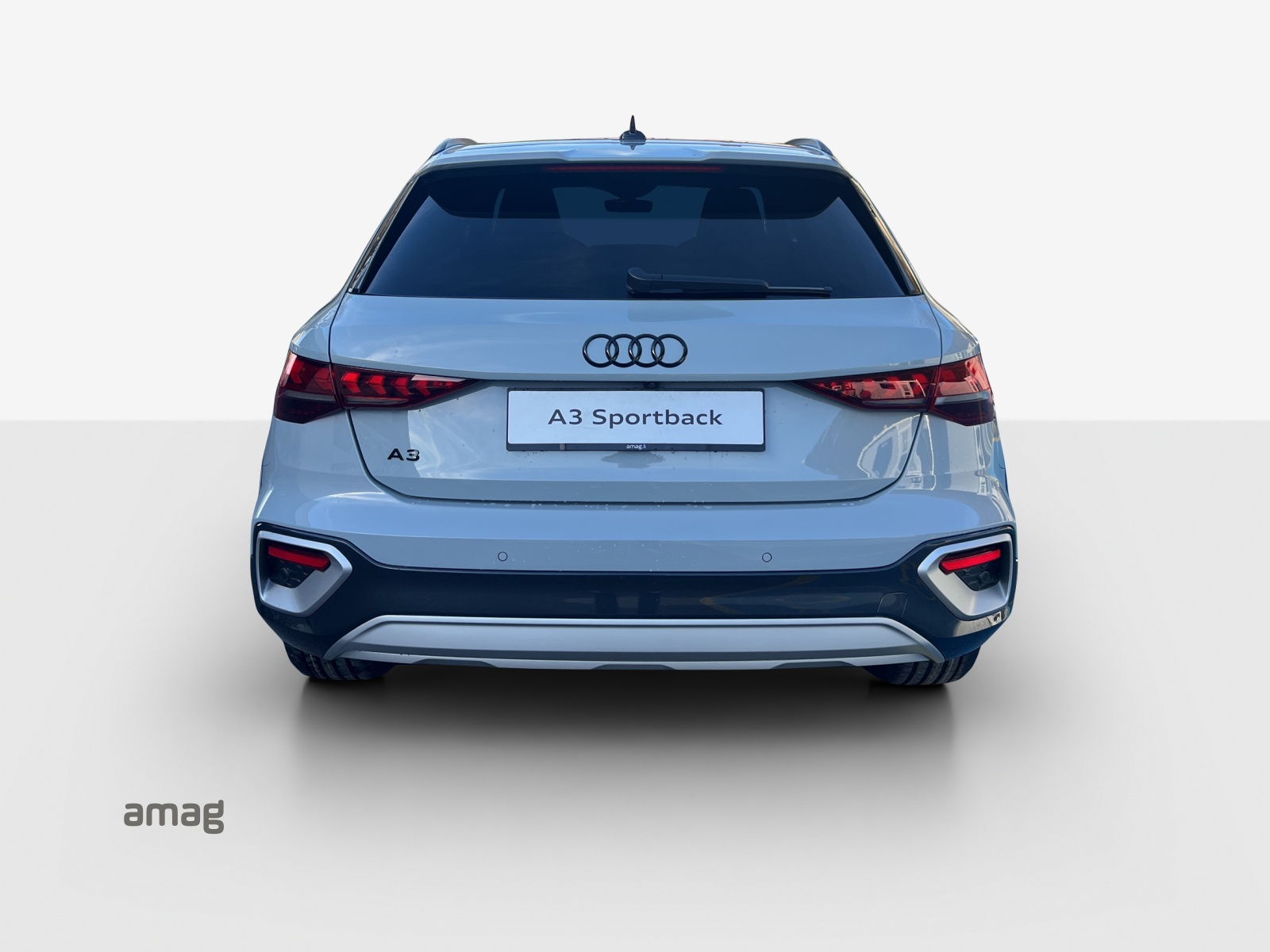 AUDI A3 allstreet 35 TFSI Attraction S-tronic-image-3