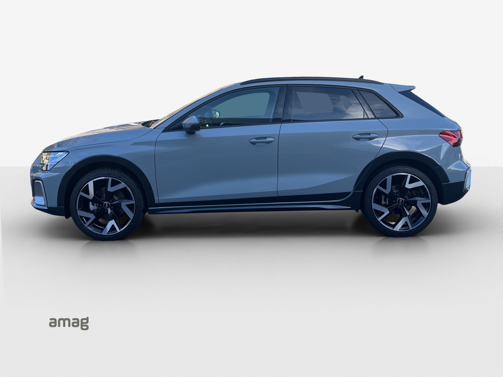 AUDI A3 allstreet TFSI 110 kW Attraction S tronic-showroom-element-1