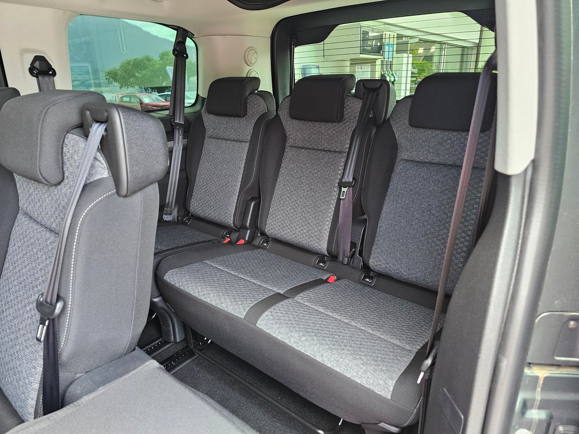 PÖSSL NEW Spacetourer Vanster 2.0 Blue HDi 180-image-7