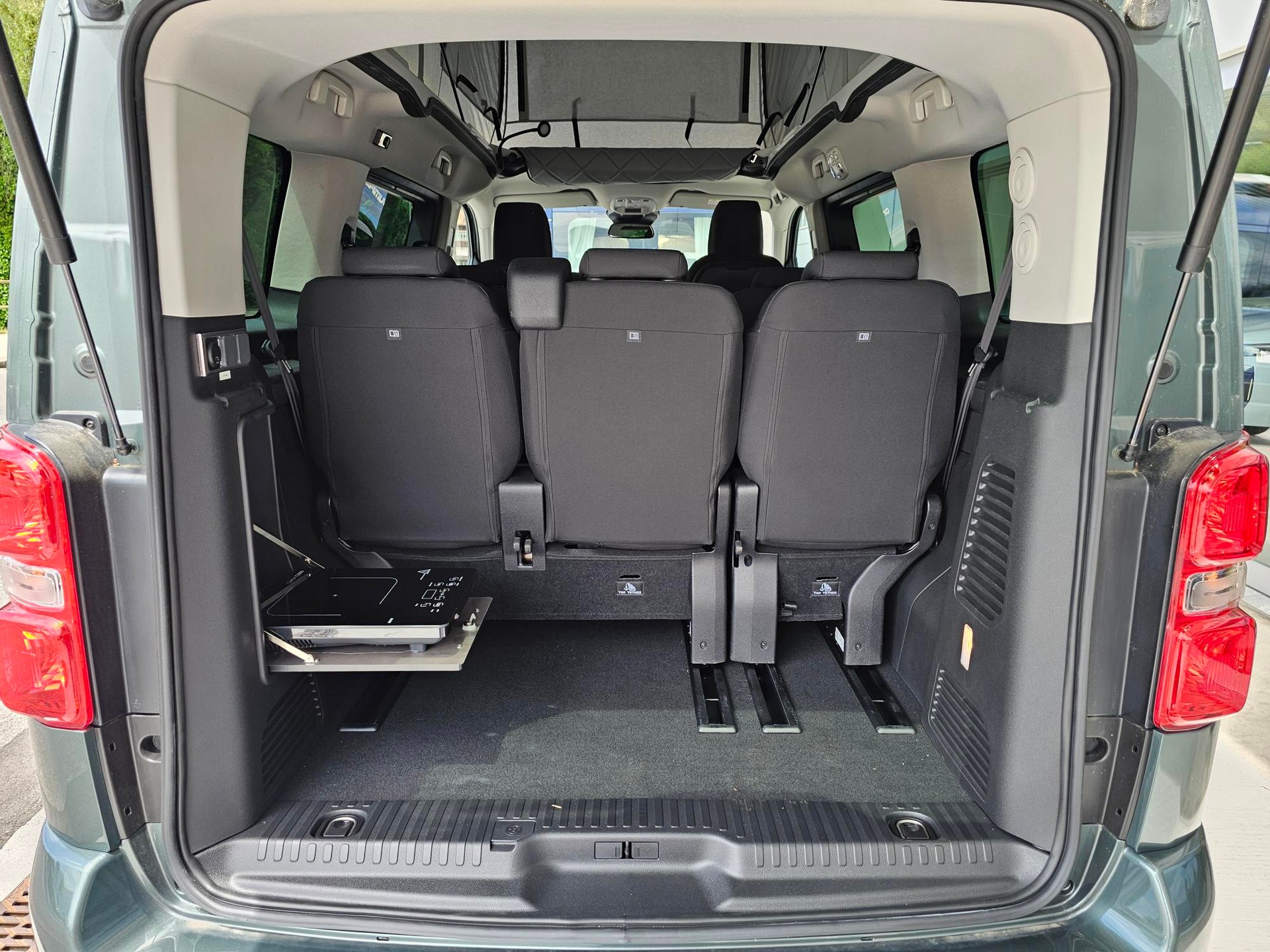 PÖSSL NEW Spacetourer Vanster 2.0 Blue HDi 180-image-13