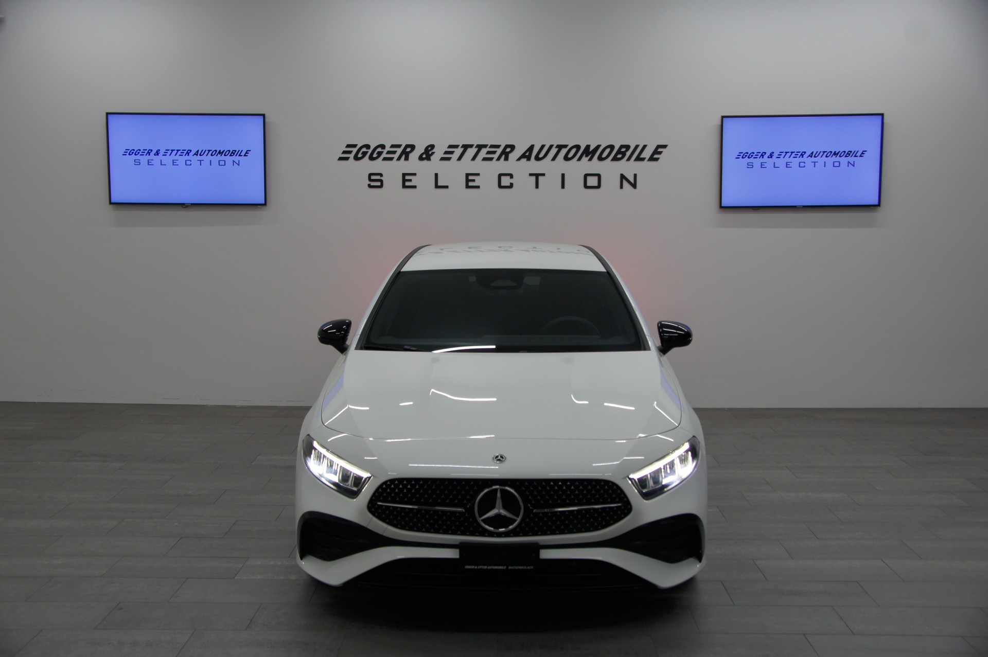 MERCEDES-BENZ A 180 Night Star 7G-DCT