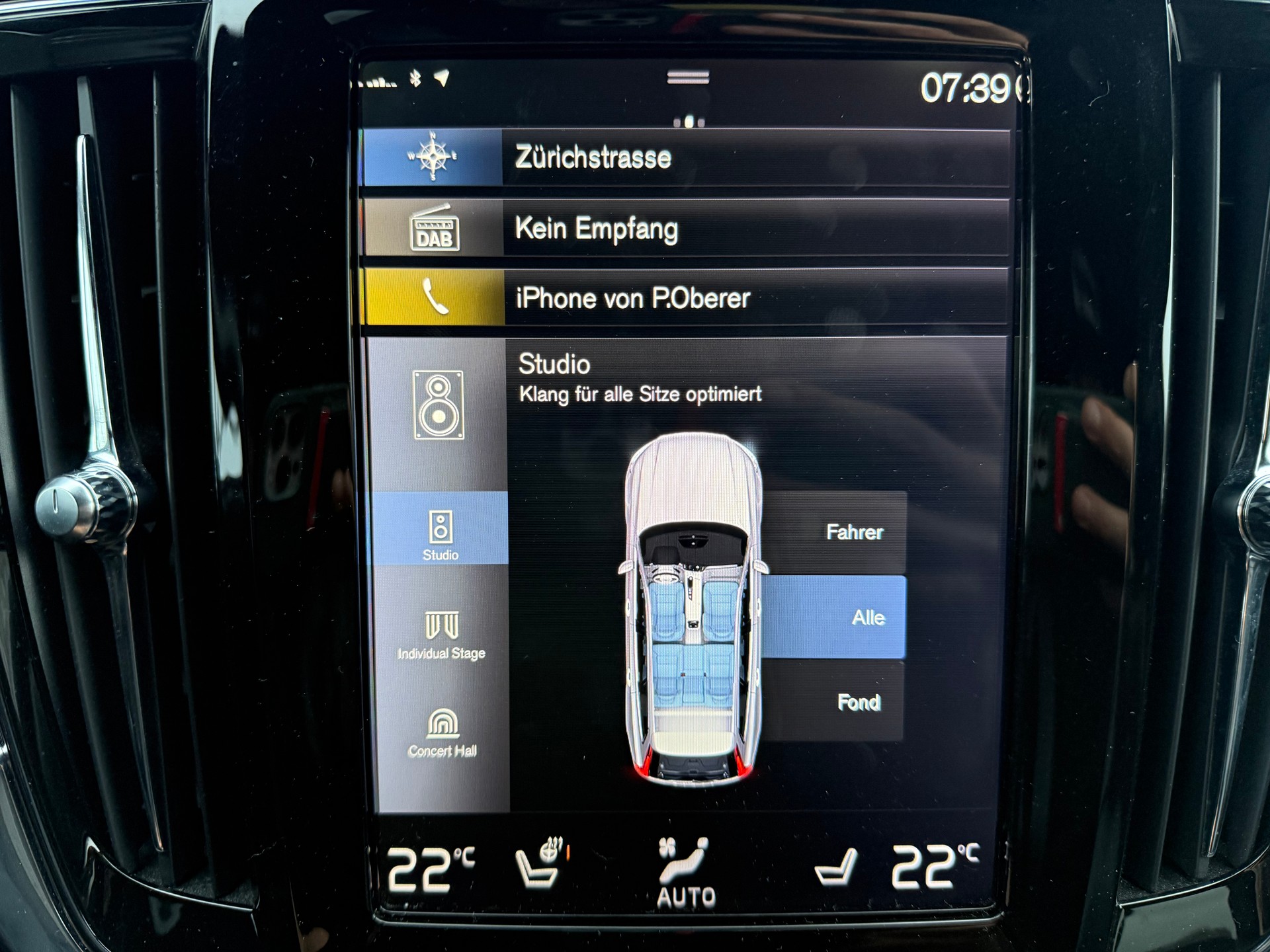 VOLVO V90 T6 AWD R-Design Geartronic-image-26