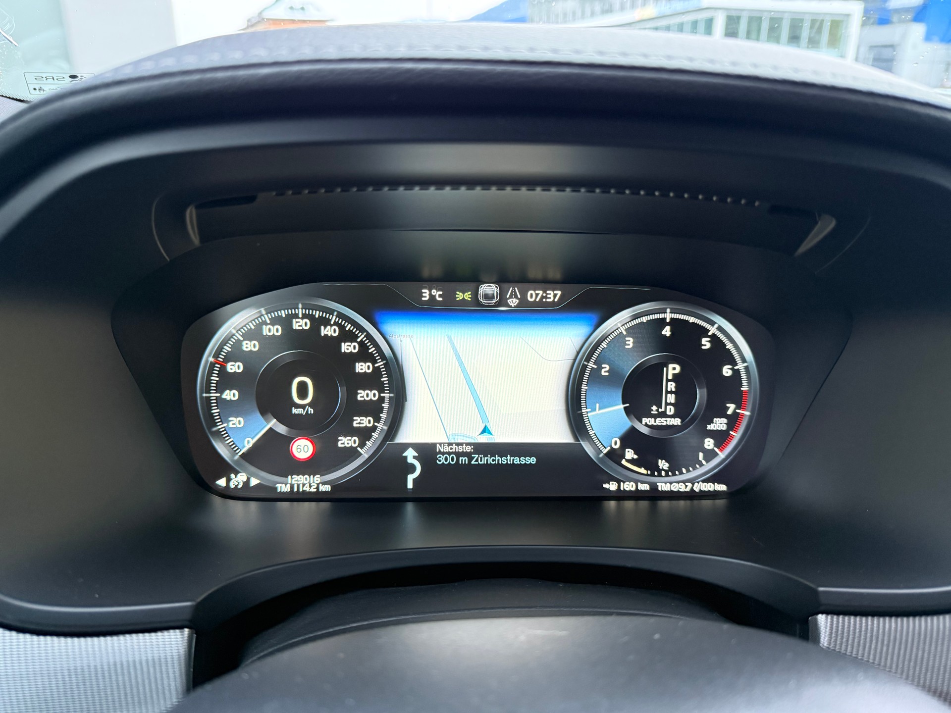 VOLVO V90 T6 AWD R-Design Geartronic-image-18