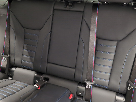 BMW i4 M50 M Sport Pro-image-9