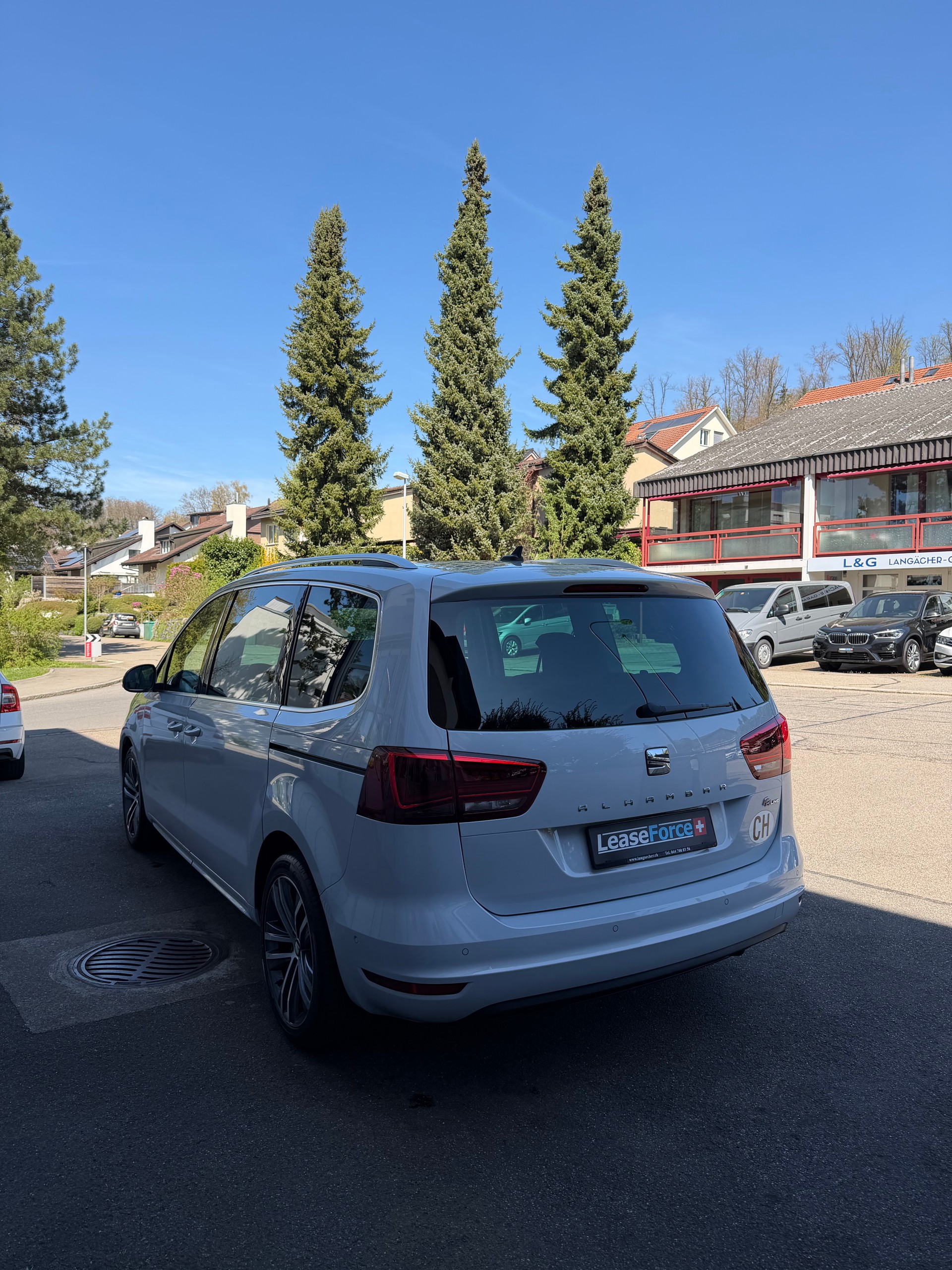 SEAT Alhambra 2.0 TSI FR Line DSG-image-4