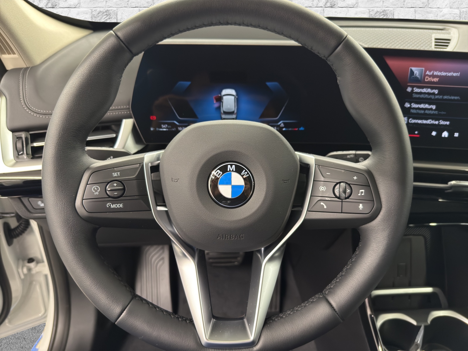 BMW X1 xDrive 20d 48V xLine-image-12