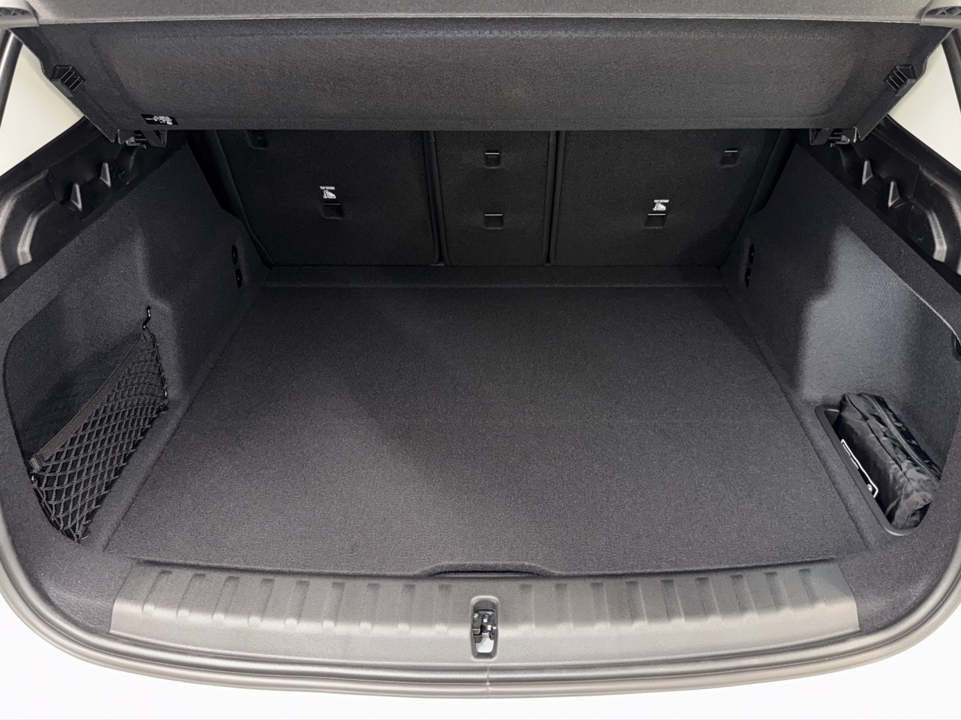 BMW X1 xDrive 20d 48V xLine-image-22