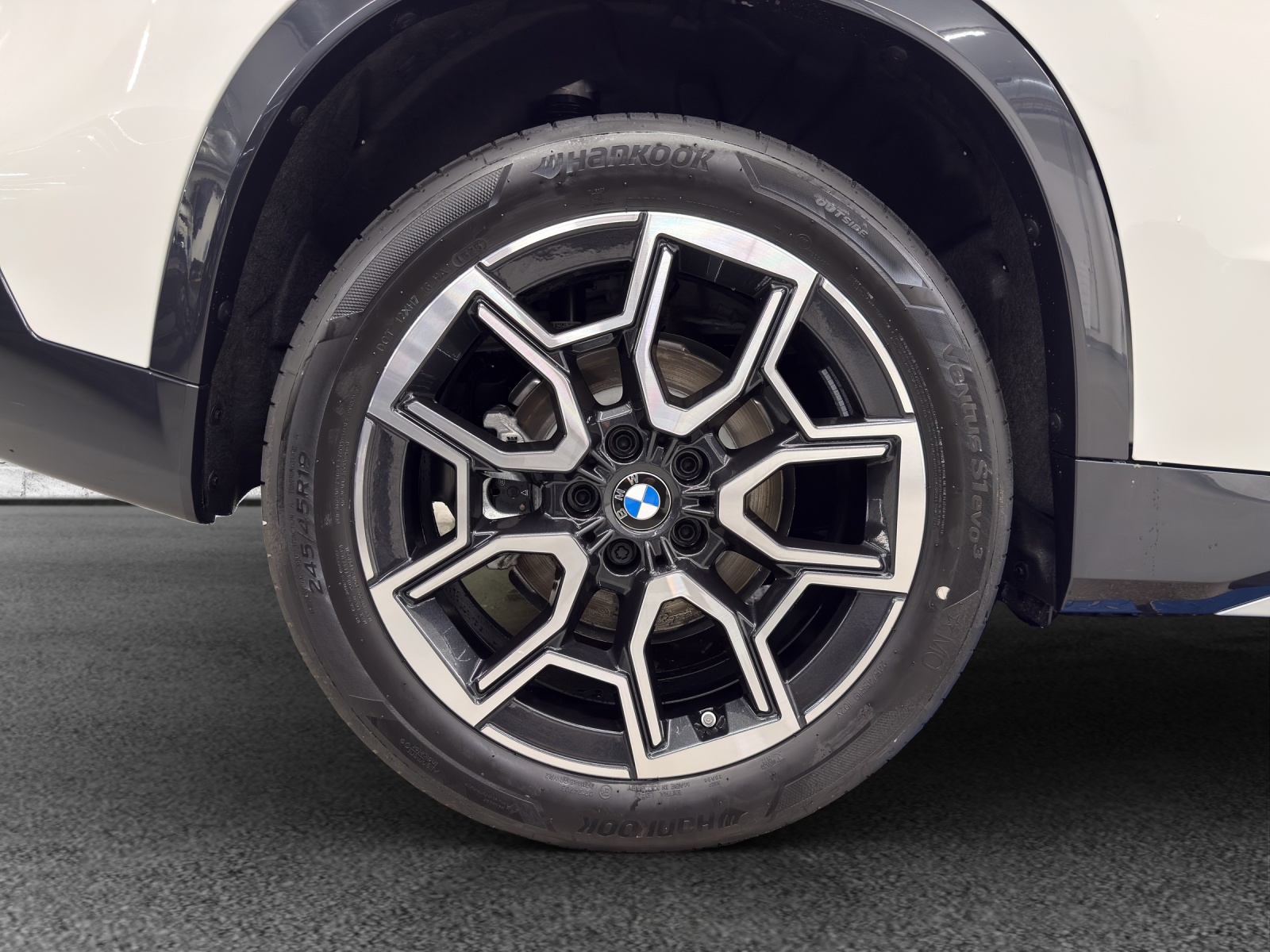 BMW X1 xDrive 20d 48V xLine-image-10