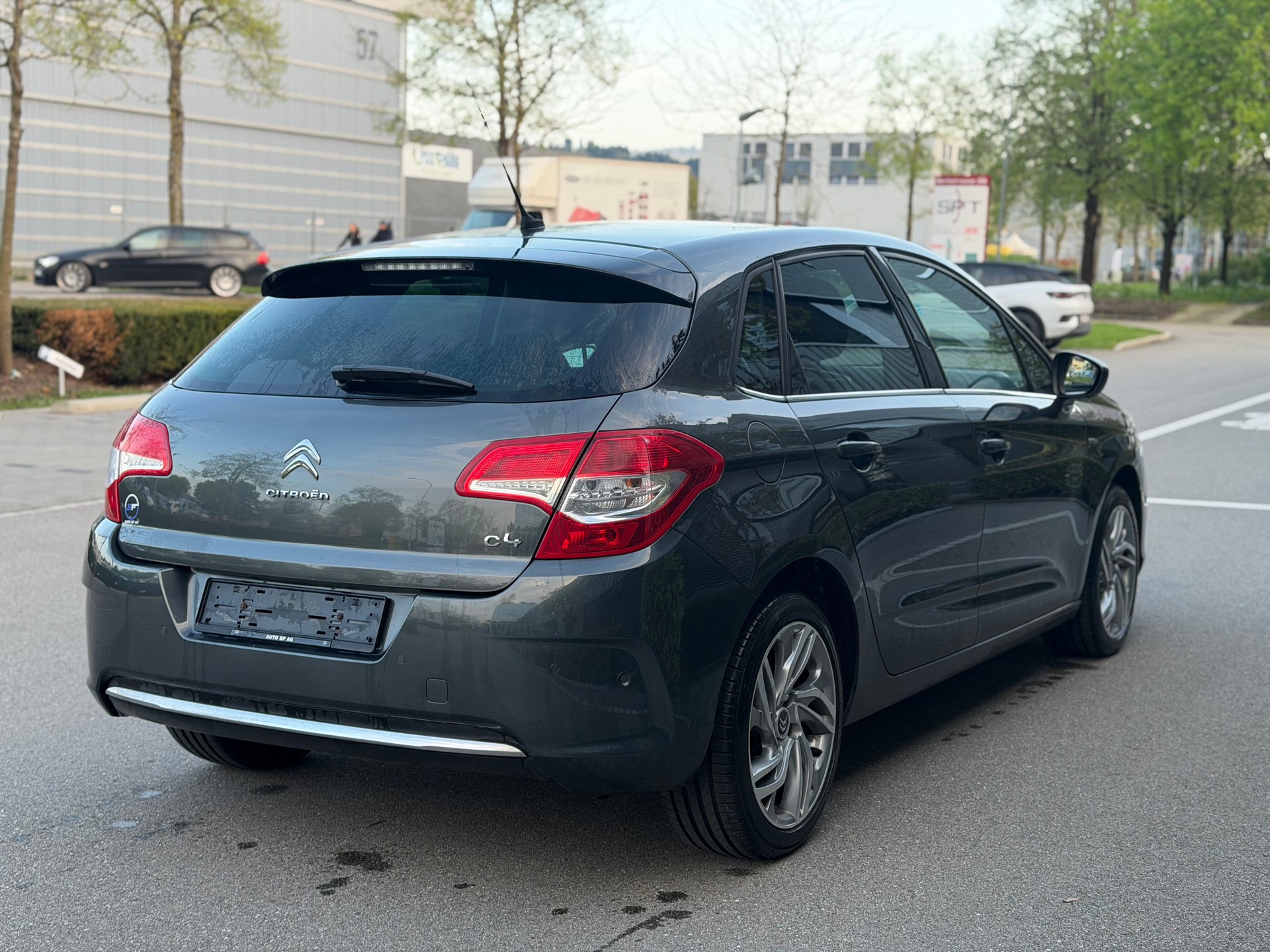 CITROEN C4 Berline 1.6 THP Exclusive EGS6-image-2