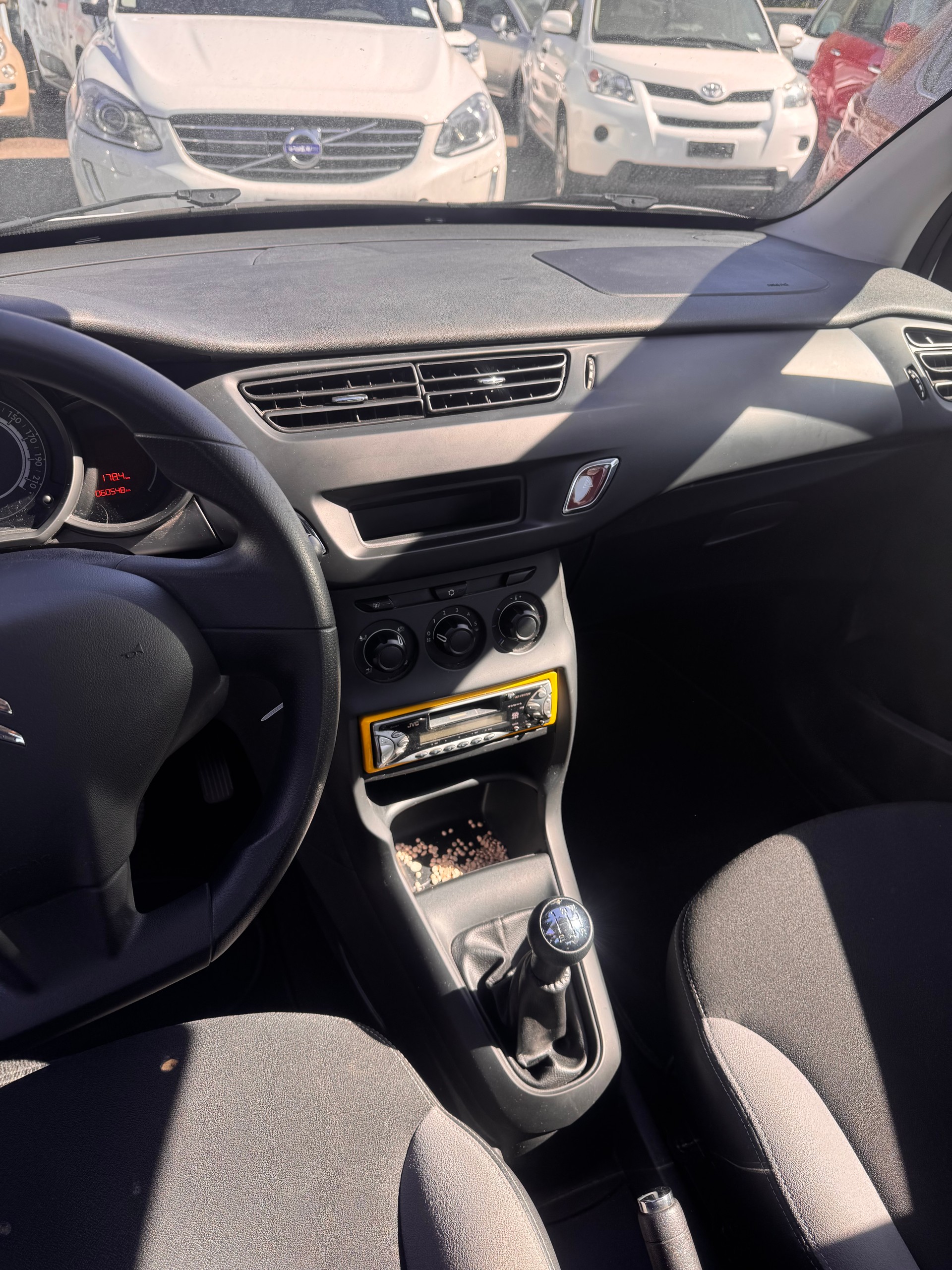 CITROEN C3 1.0i Attraction-image-6