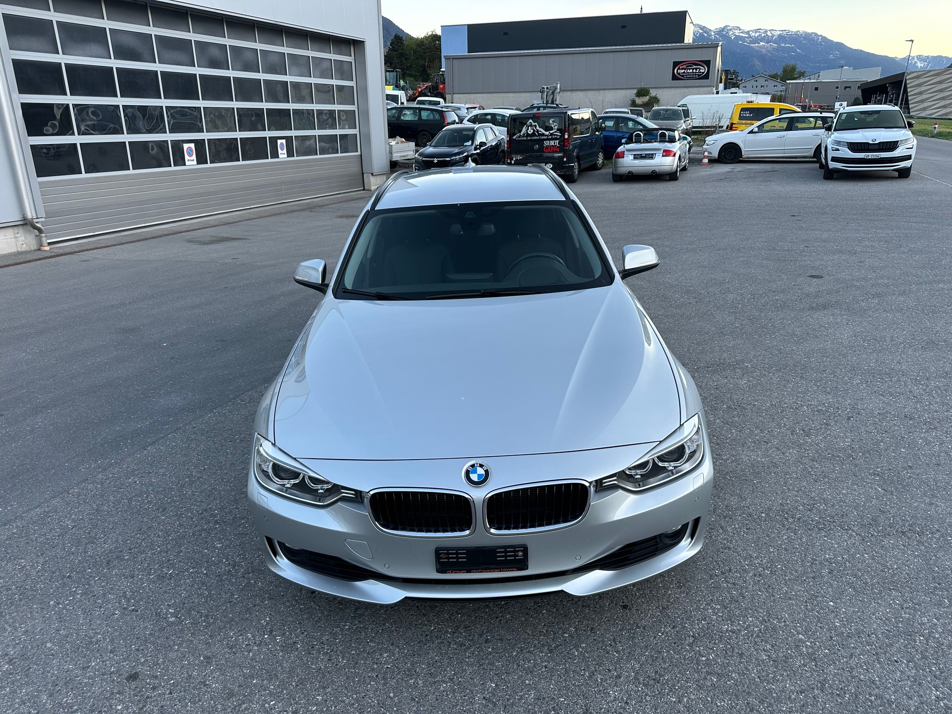 BMW 320i Touring Sport Line Steptronic-image-1