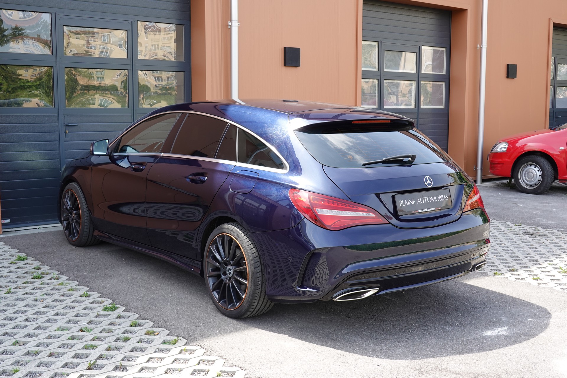 MERCEDES-BENZ CLA 220 "Tempomat * Hayon Electrique * GPS * Aide à la conduite" Pack AMG line * Capteur Parking avant et arrière *-image-9