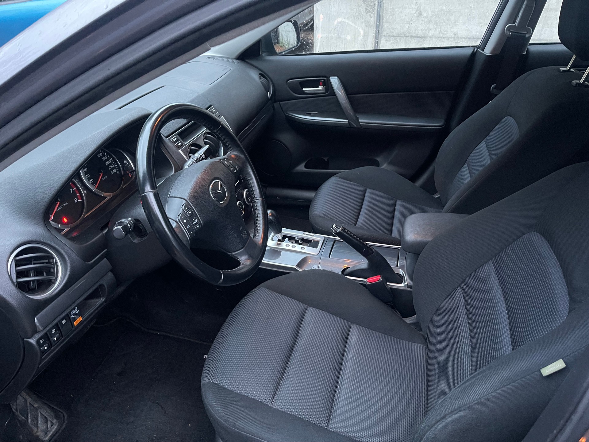 MAZDA 6 2.0 16V Exclusive-image-6
