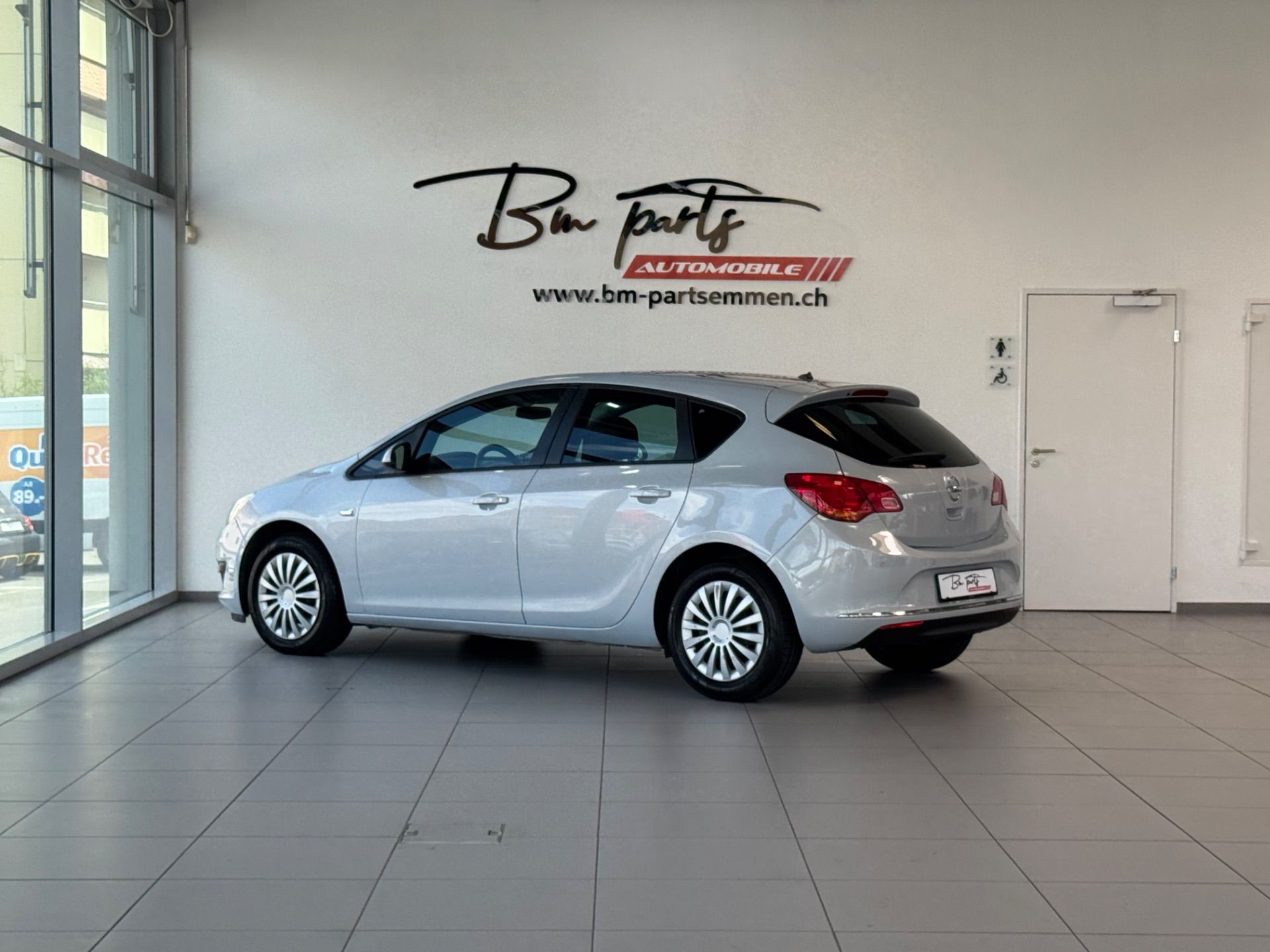 OPEL Astra 1.4 Turbo Edition-image-3