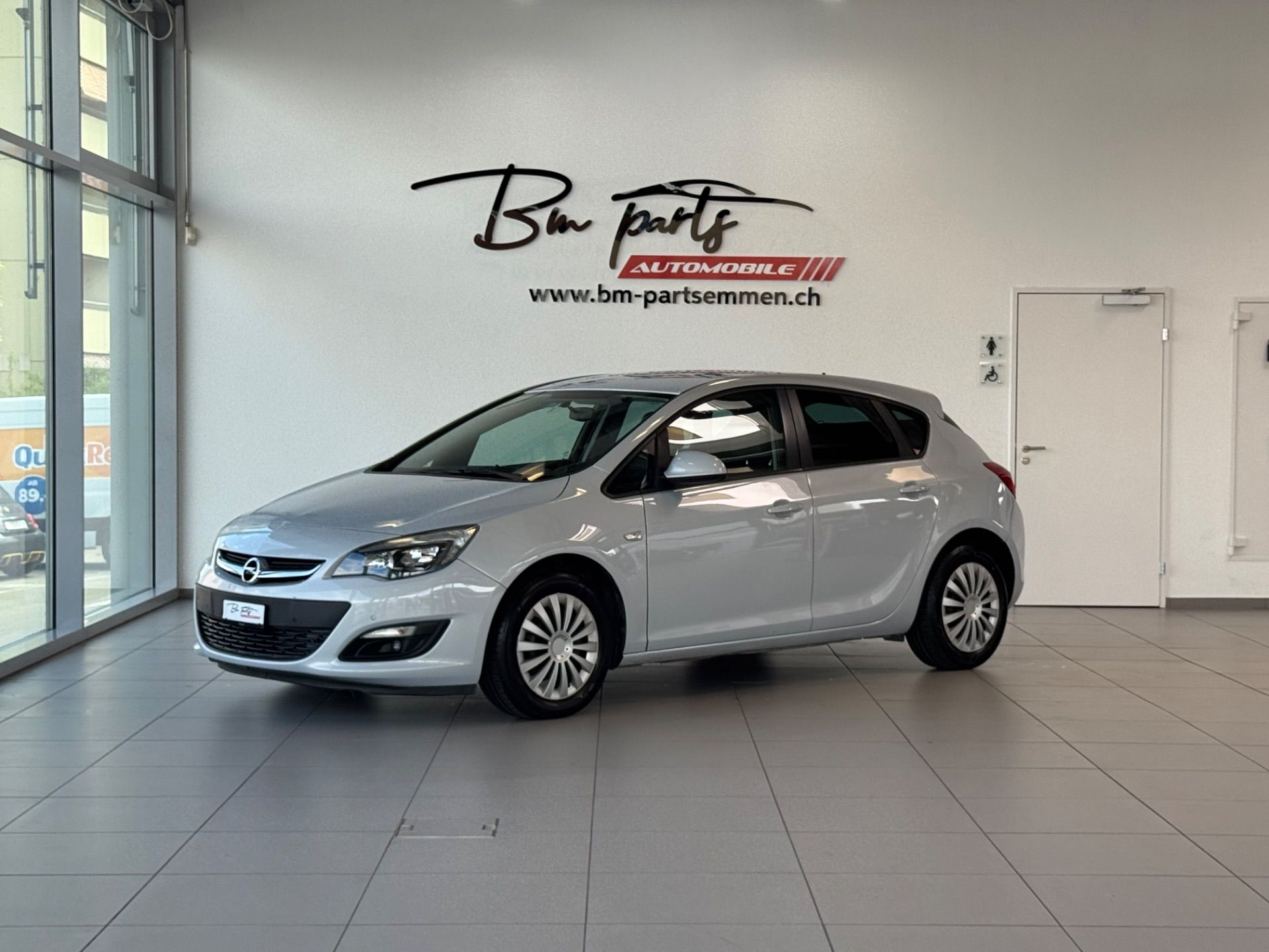 OPEL Astra 1.4 Turbo Edition-image-1