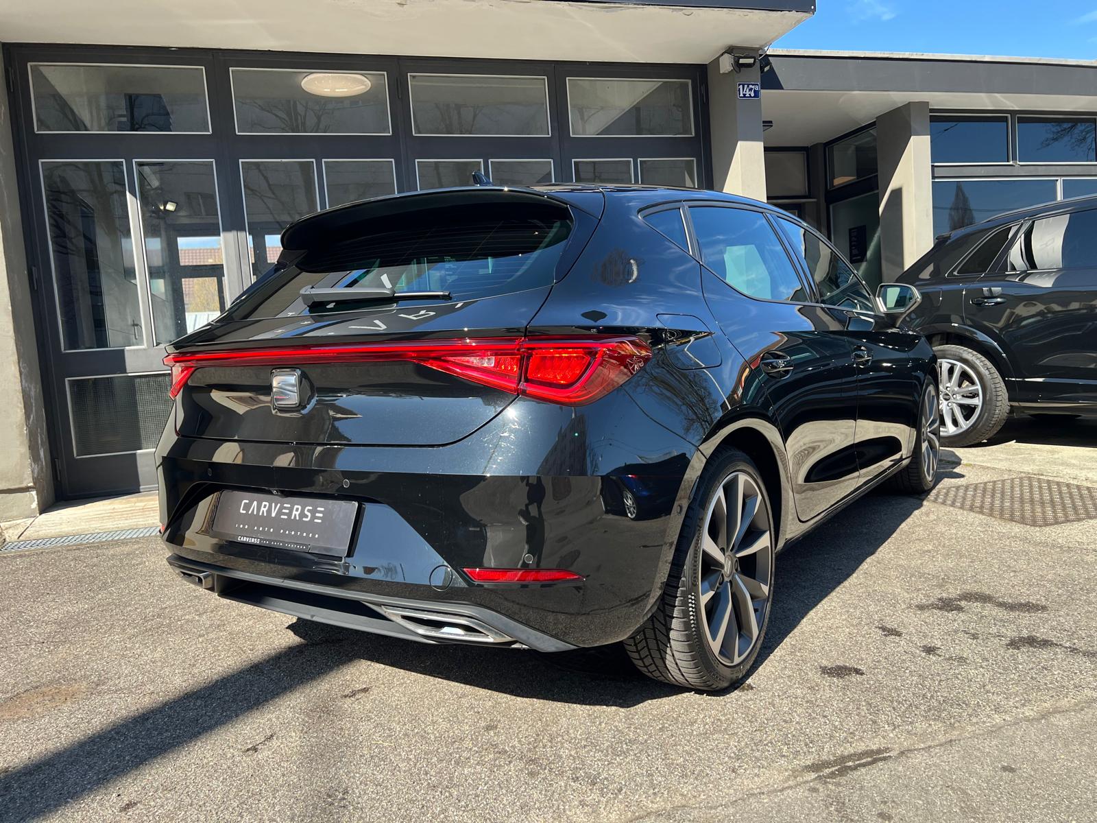 SEAT Leon 1.5 eTSI 150 FR DSG-image-3