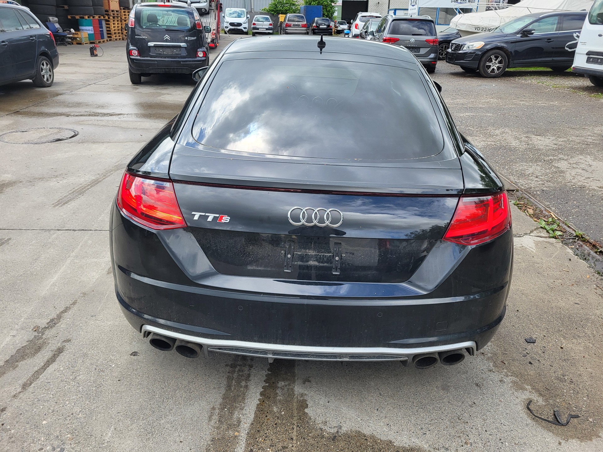 AUDI TTS Coupé 2.0 TFSI quattro-image-5