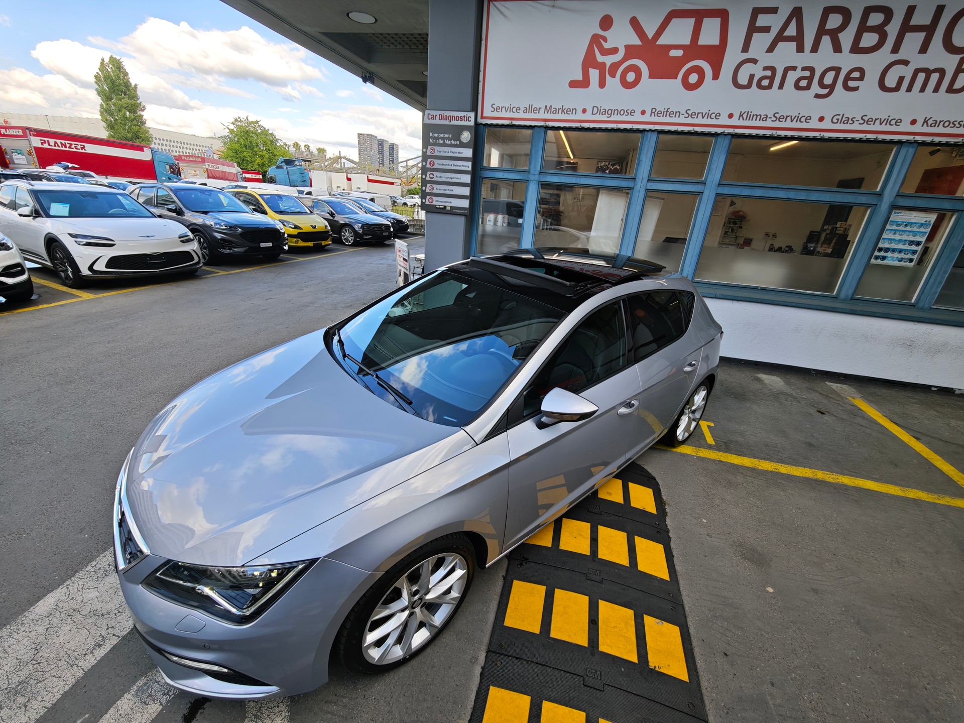 SEAT Leon 1.5 TSI EVO SWISS FR DSG-image-10
