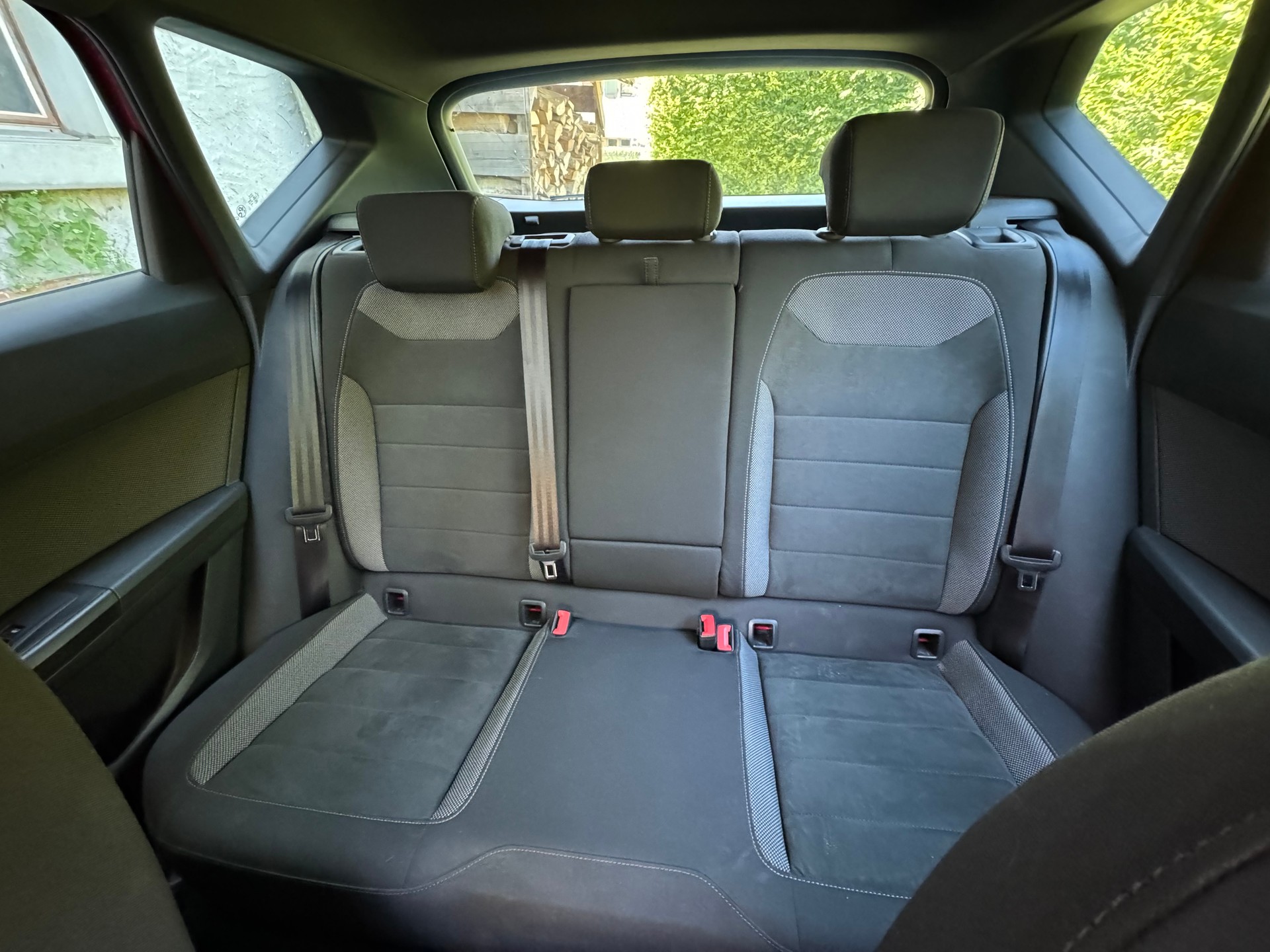 SEAT 2.0 TDI Swiss FR 4Drive DSG-image-3
