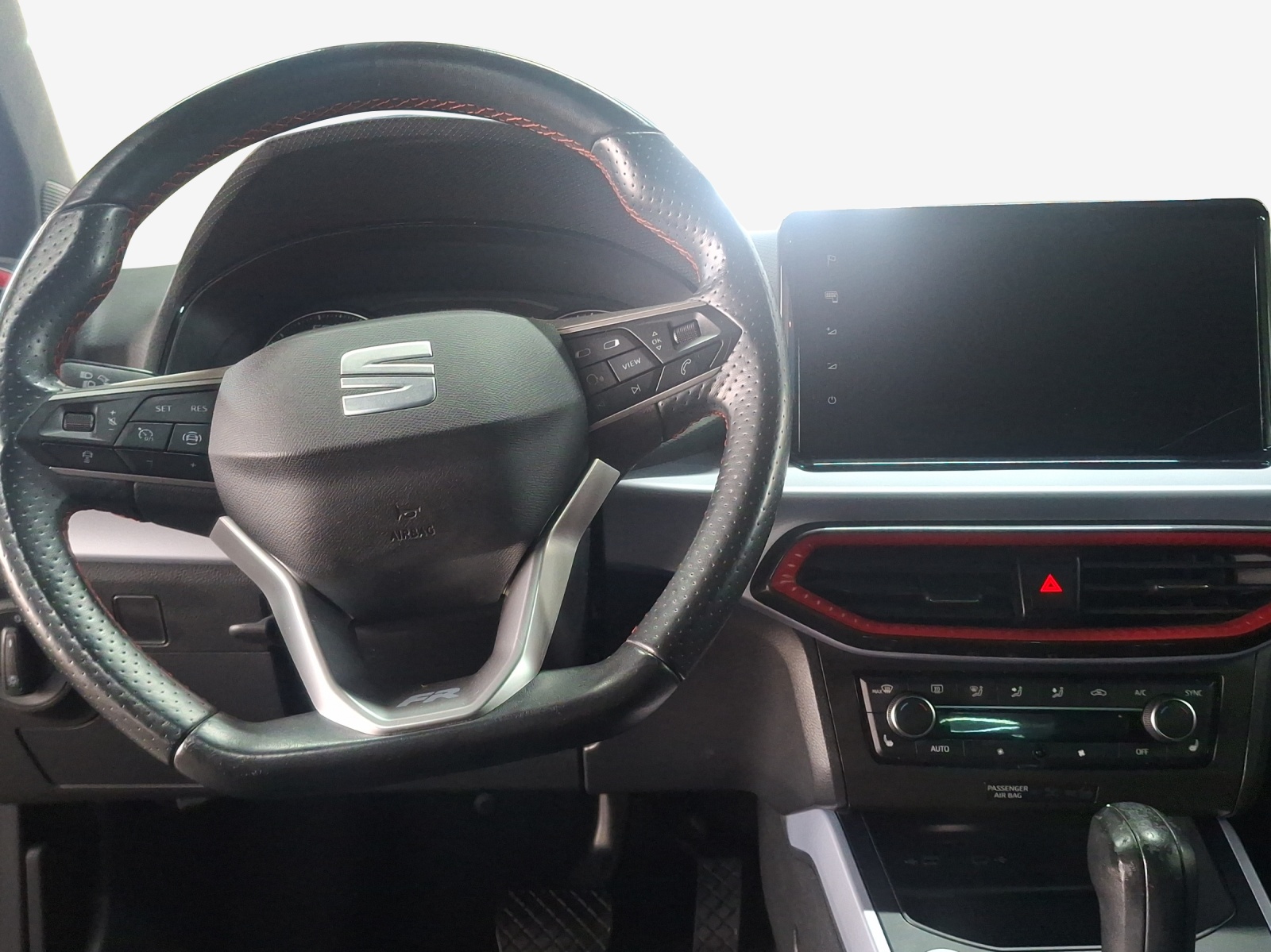 SEAT Arona 1.0 TSI Eco Hola FR DSG-image-8