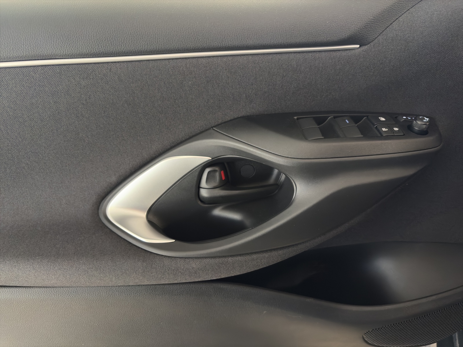 MAZDA 2 Hybrid Centre-line-image-8
