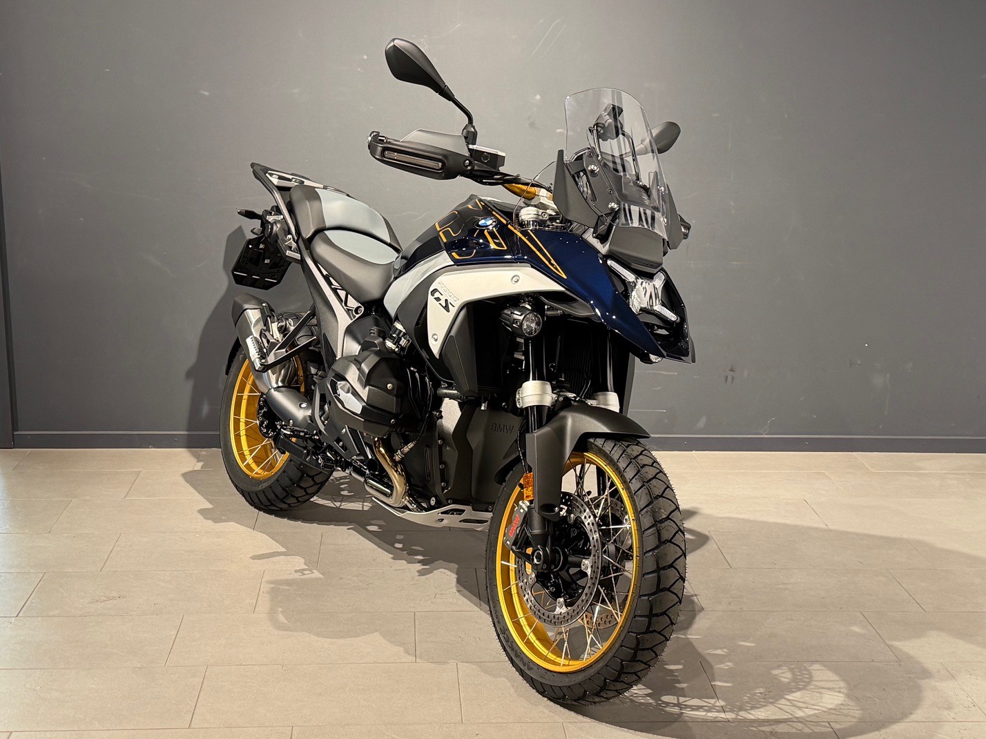 BMW R 1300 GS ! Boxer Prämie ! 1500.--showroom-element-1