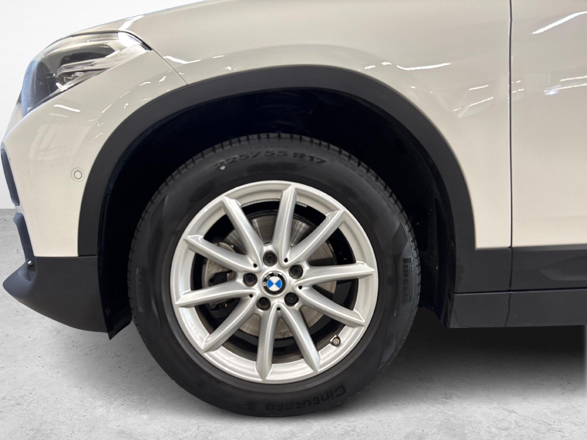 BMW X2 18d xDrive-image-17