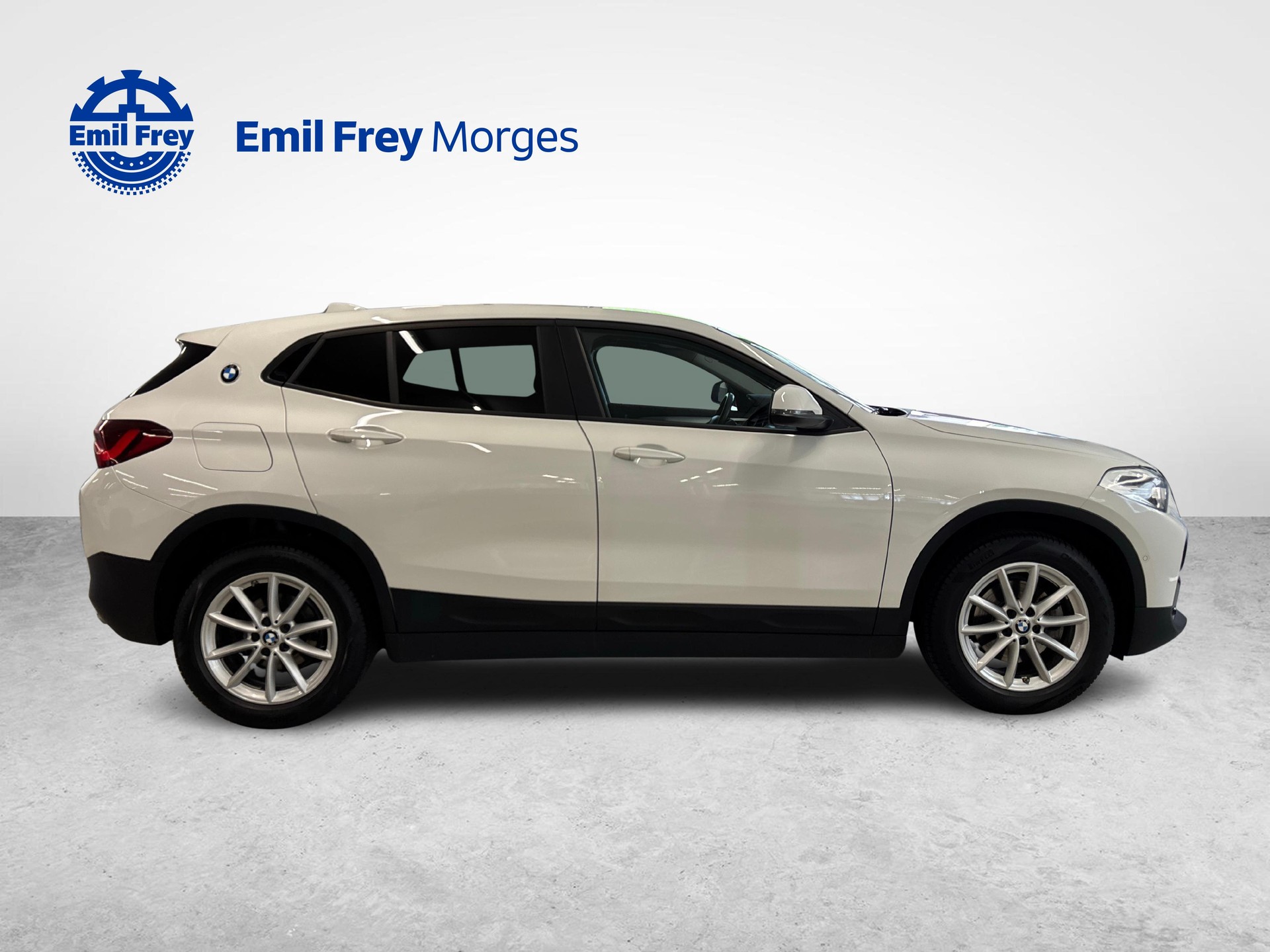 BMW X2 18d xDrive-image-1
