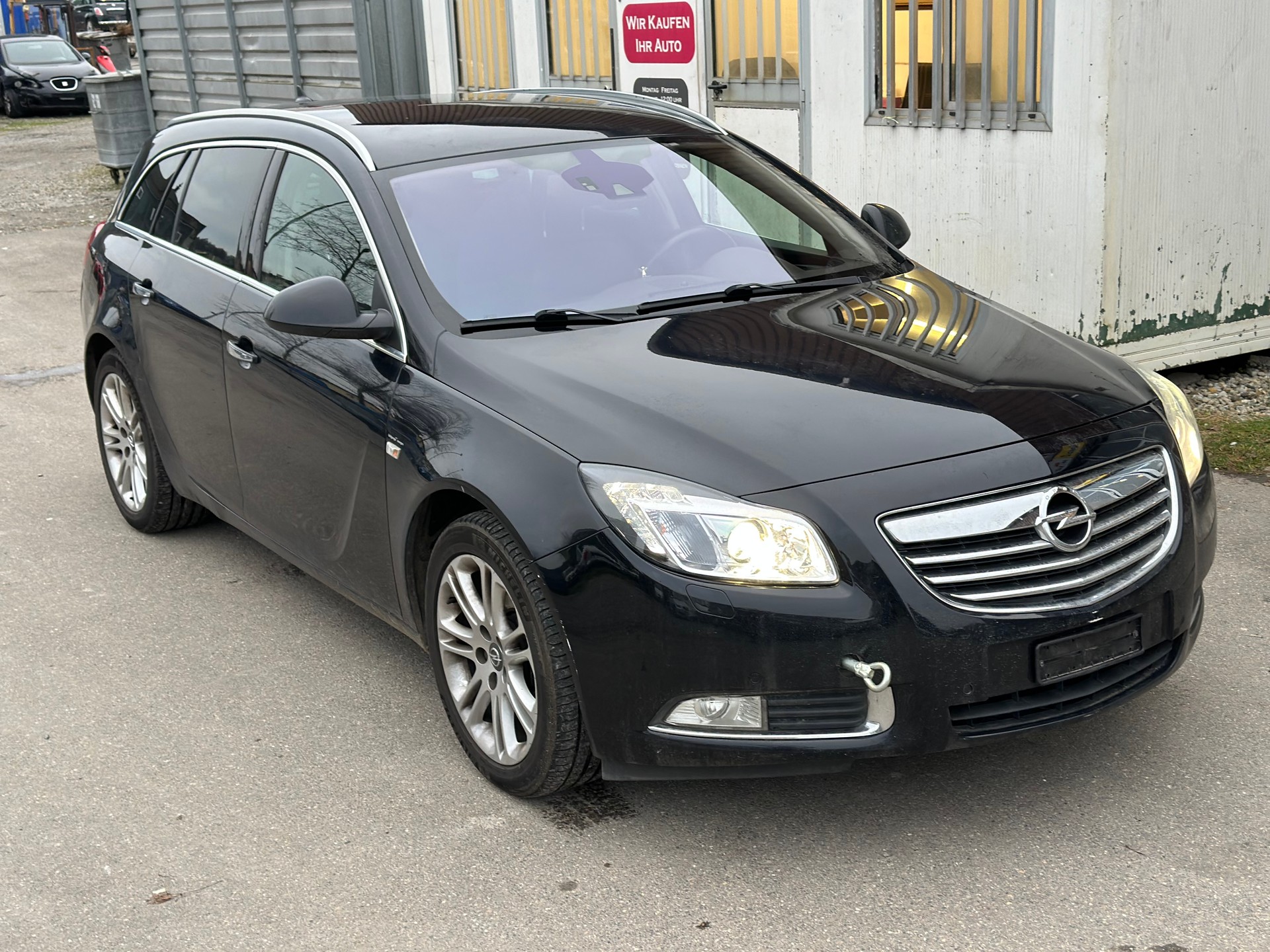 OPEL Insignia Sports Tourer 2.0 Turbo Cosmo-image-0