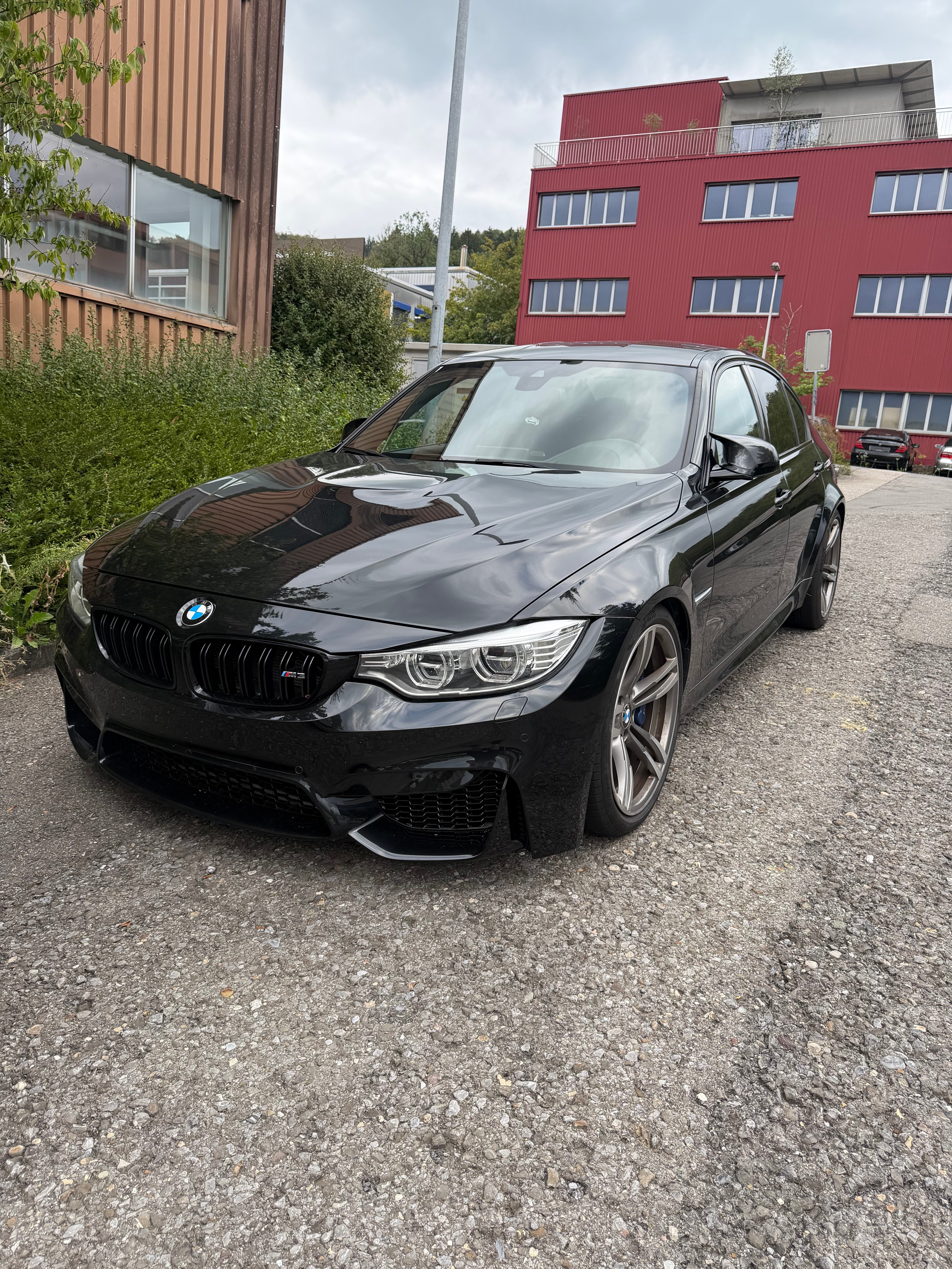 Car photo