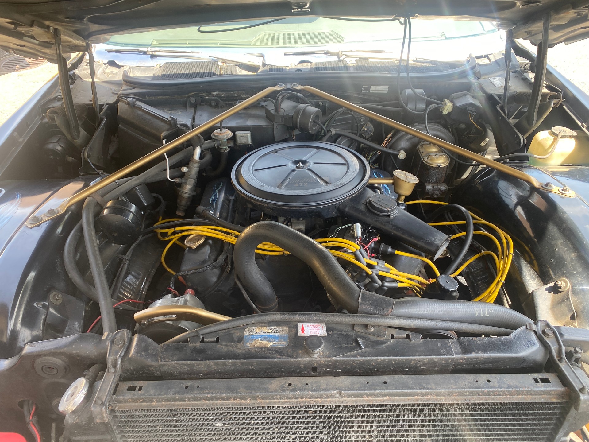 CADILLAC Sedan-image-5