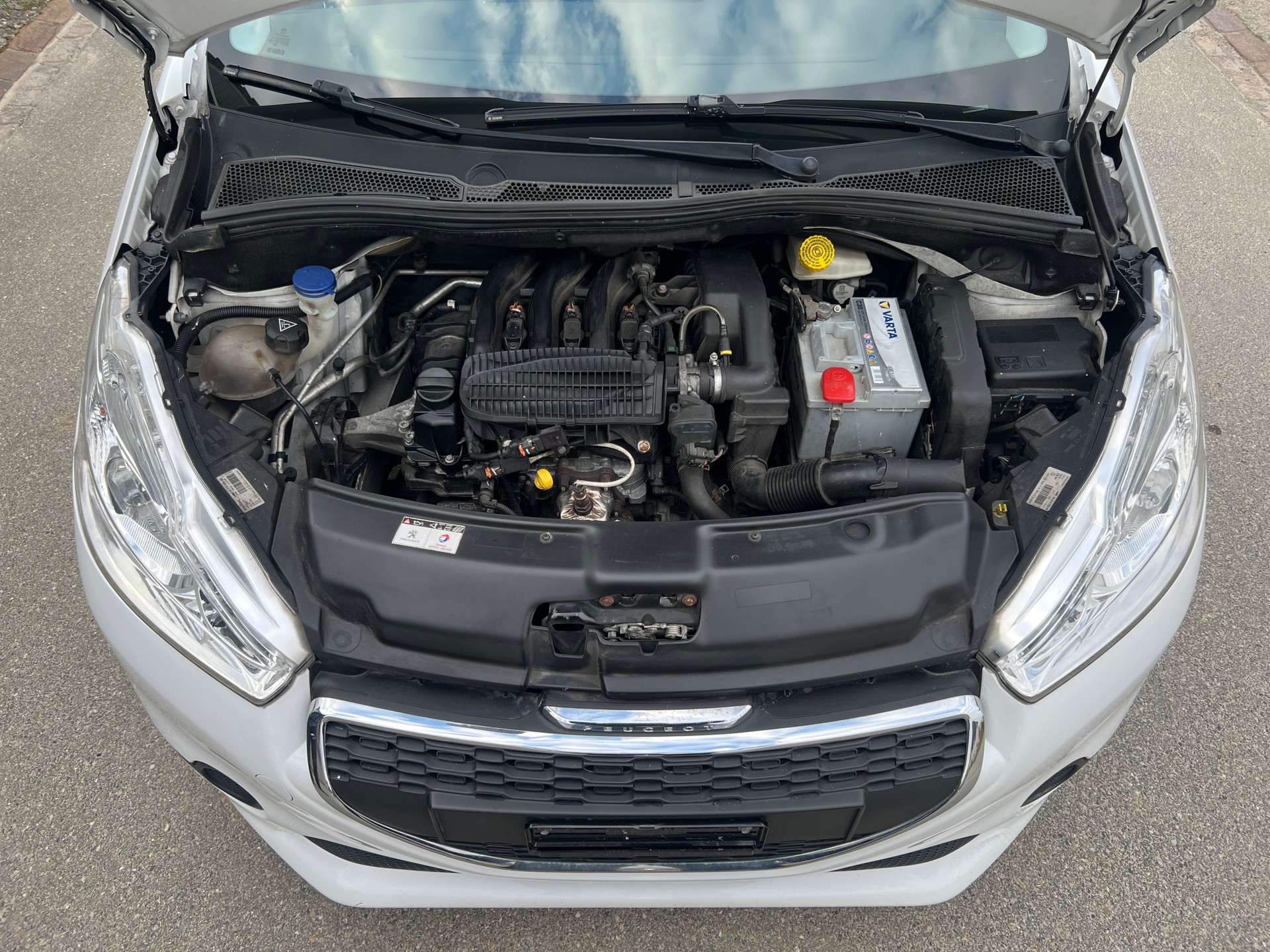 PEUGEOT 208 1.2 VTI Active * Motor hat 118.000 km *-image-15