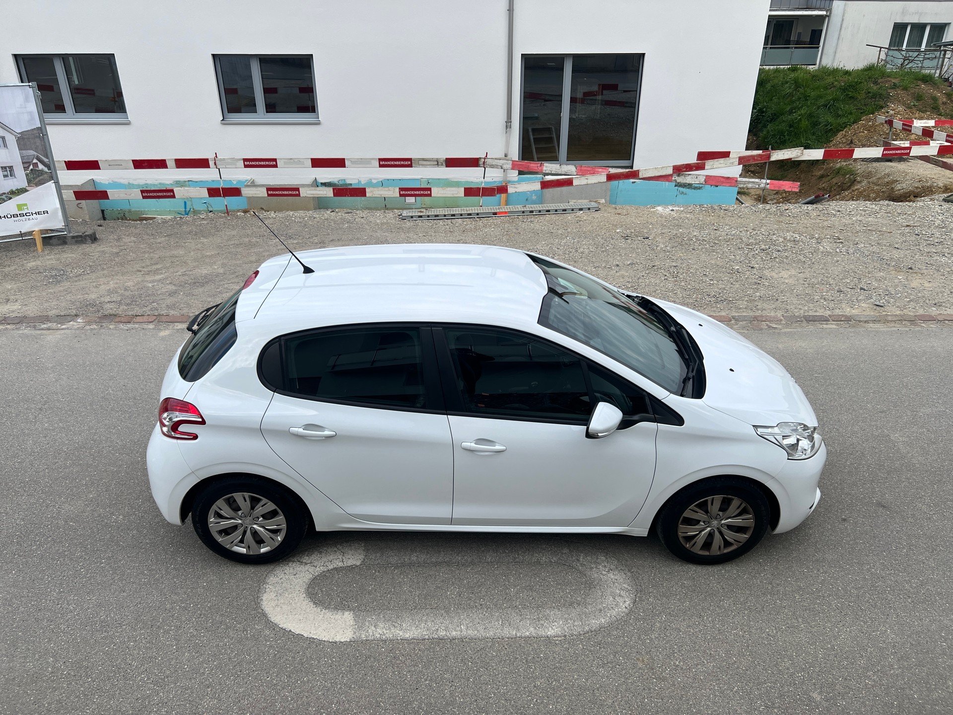 PEUGEOT 208 1.2 VTI Active * Motor hat 118.000 km *-image-6
