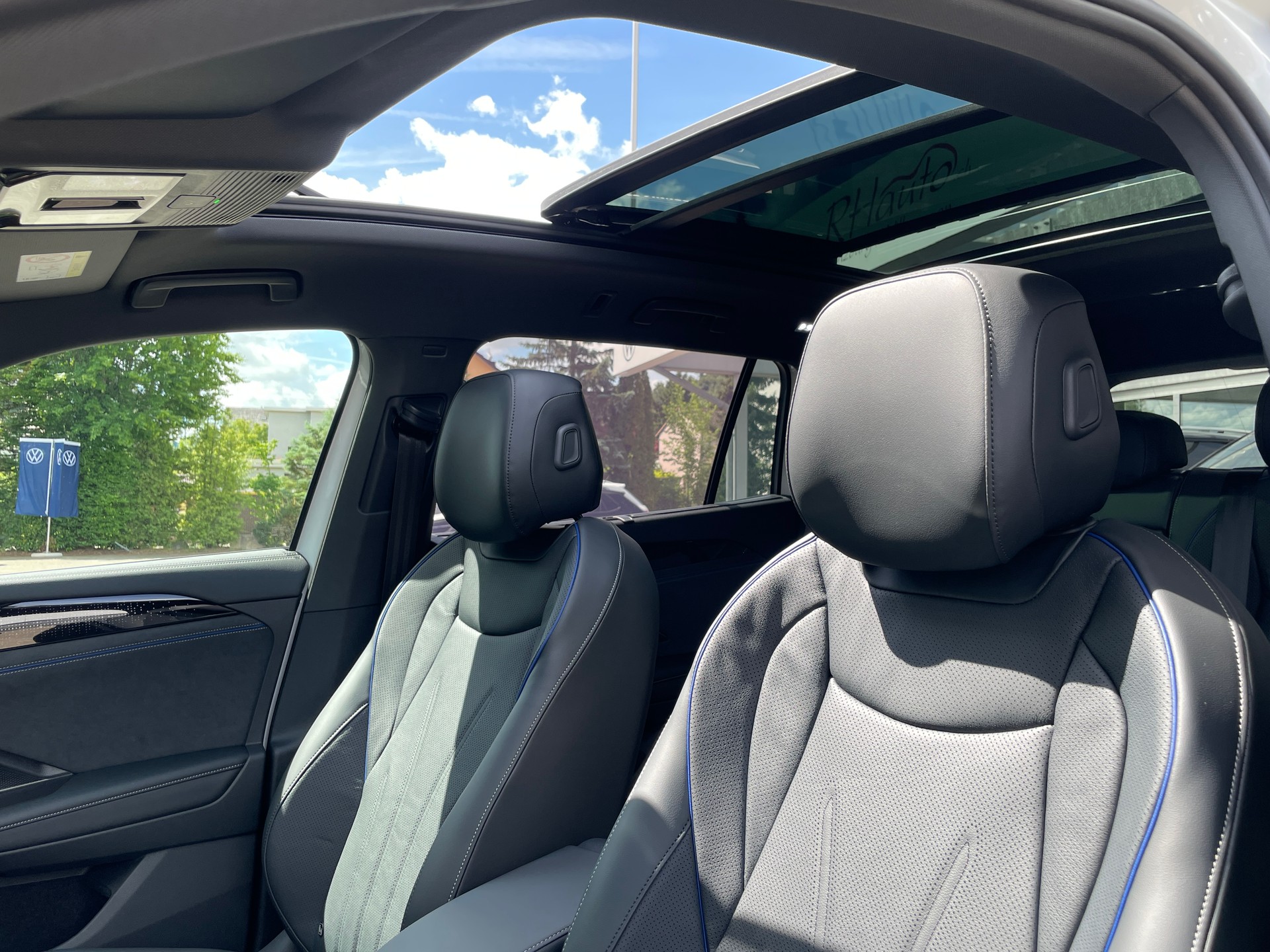 VW Tayron 2.0 TDI UNITED R-Line DSG 4motion-image-7