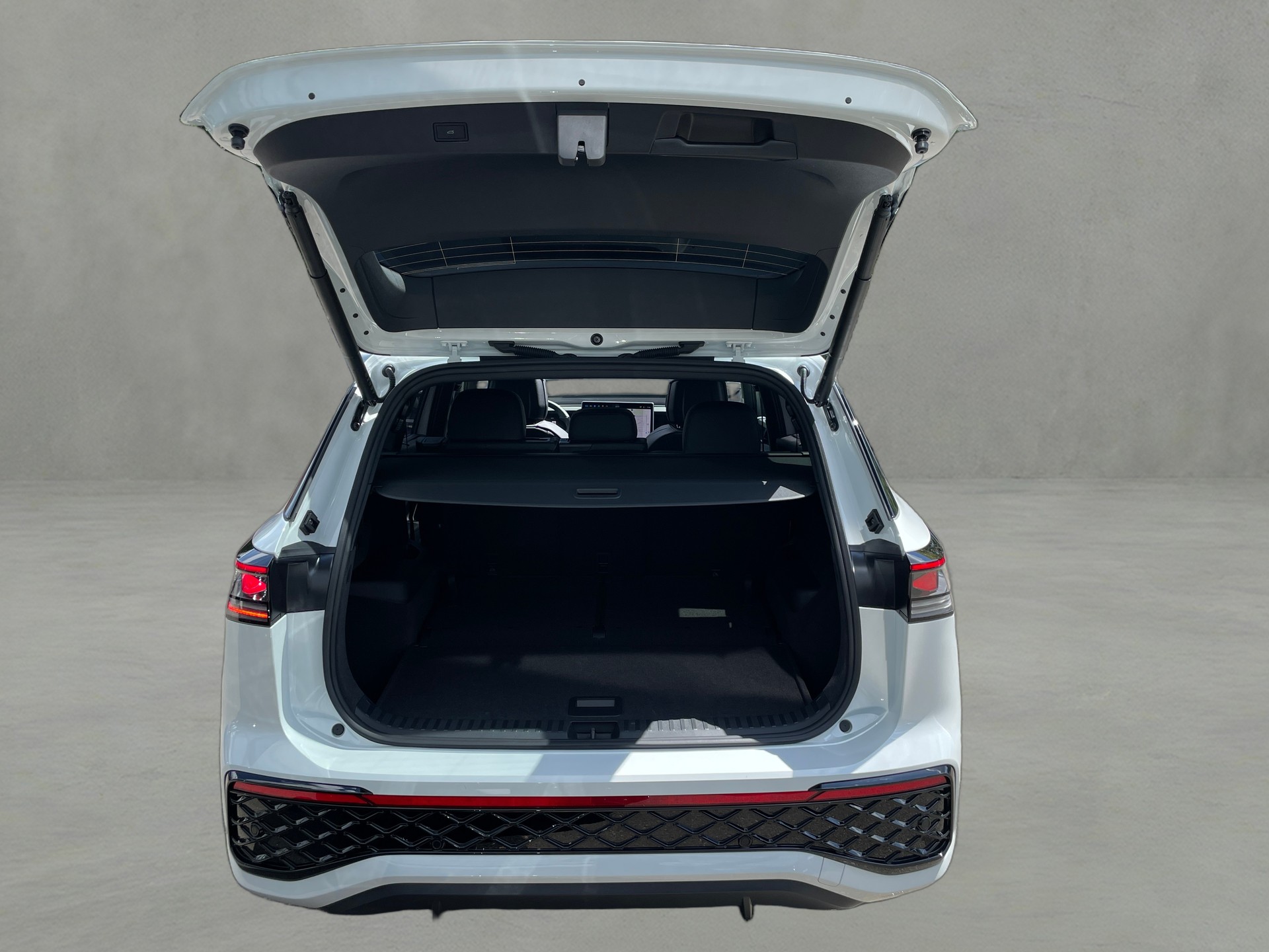 VW Tayron 2.0 TDI UNITED R-Line DSG 4motion-image-5