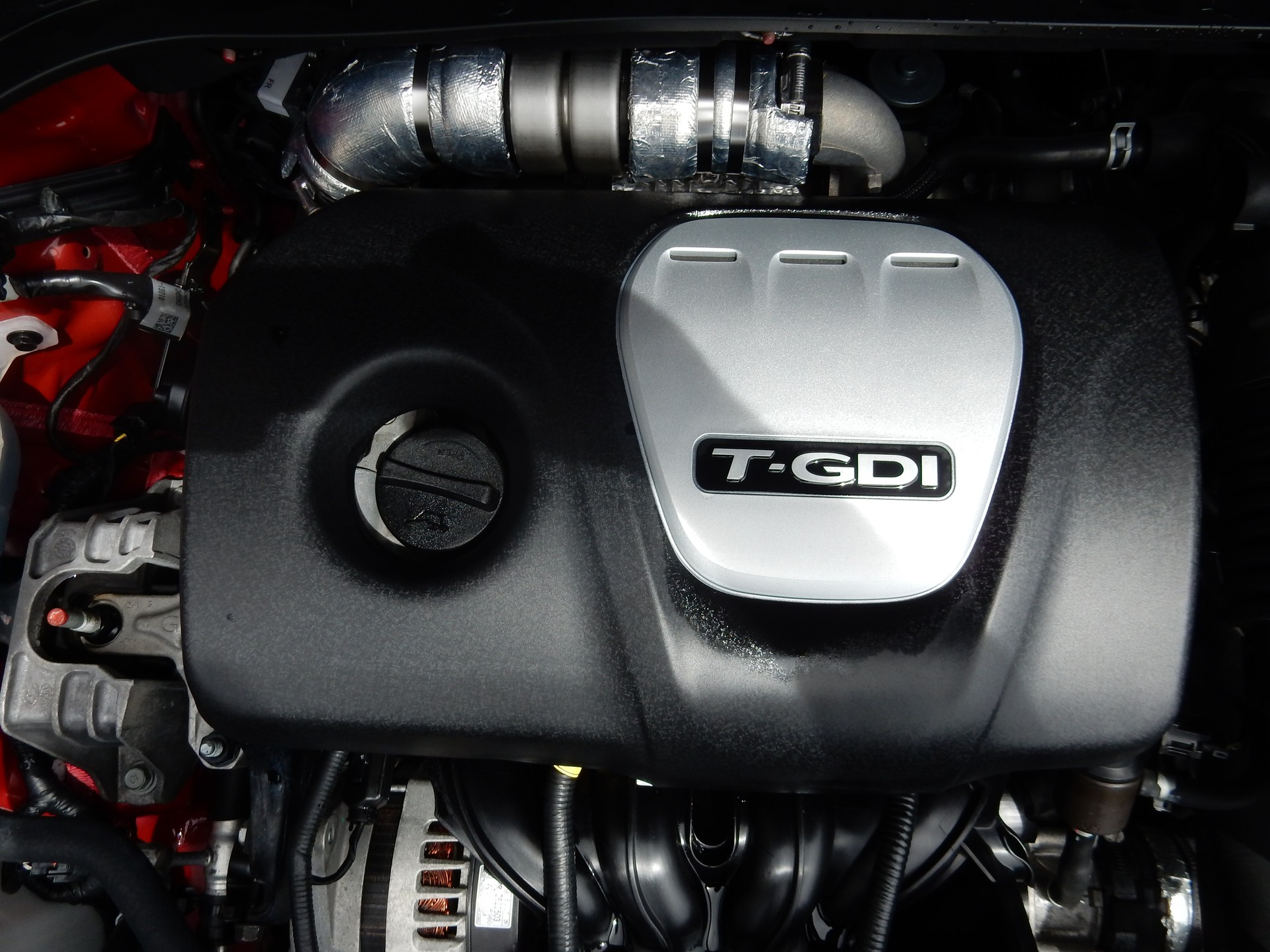 HYUNDAI Kona 1.6 T-GDi Launch Plus 4WD DCT-image-25