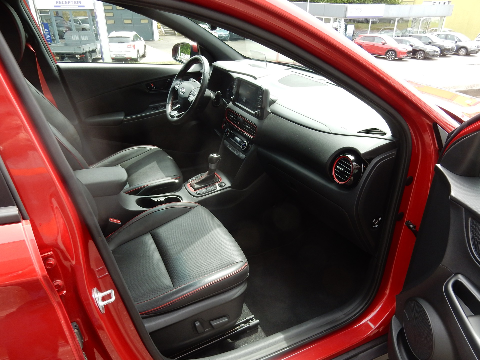 HYUNDAI Kona 1.6 T-GDi Launch Plus 4WD DCT-image-21