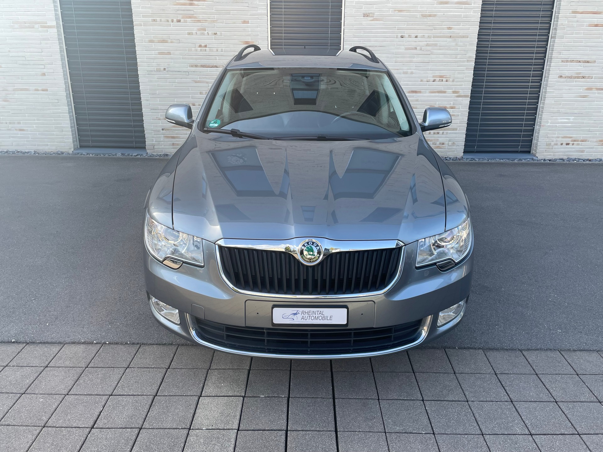 SKODA Superb 2.0tdi 4x4 170ps-image-3