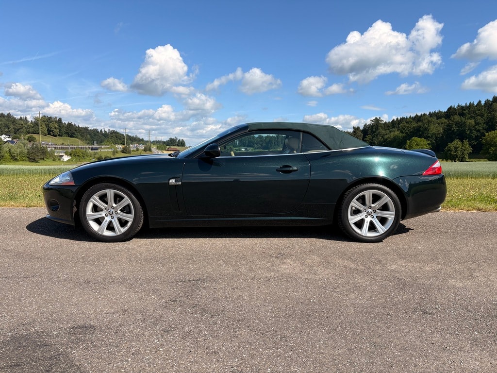 JAGUAR XK Convertible 4.2 V8-showroom-element-1
