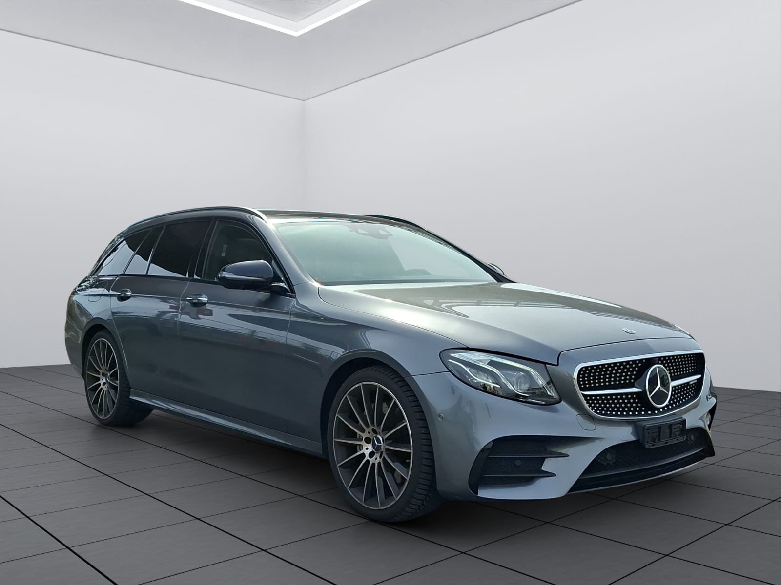 MERCEDES-BENZ E 43 AMG 4 Matic 9G-Tronic-image-2