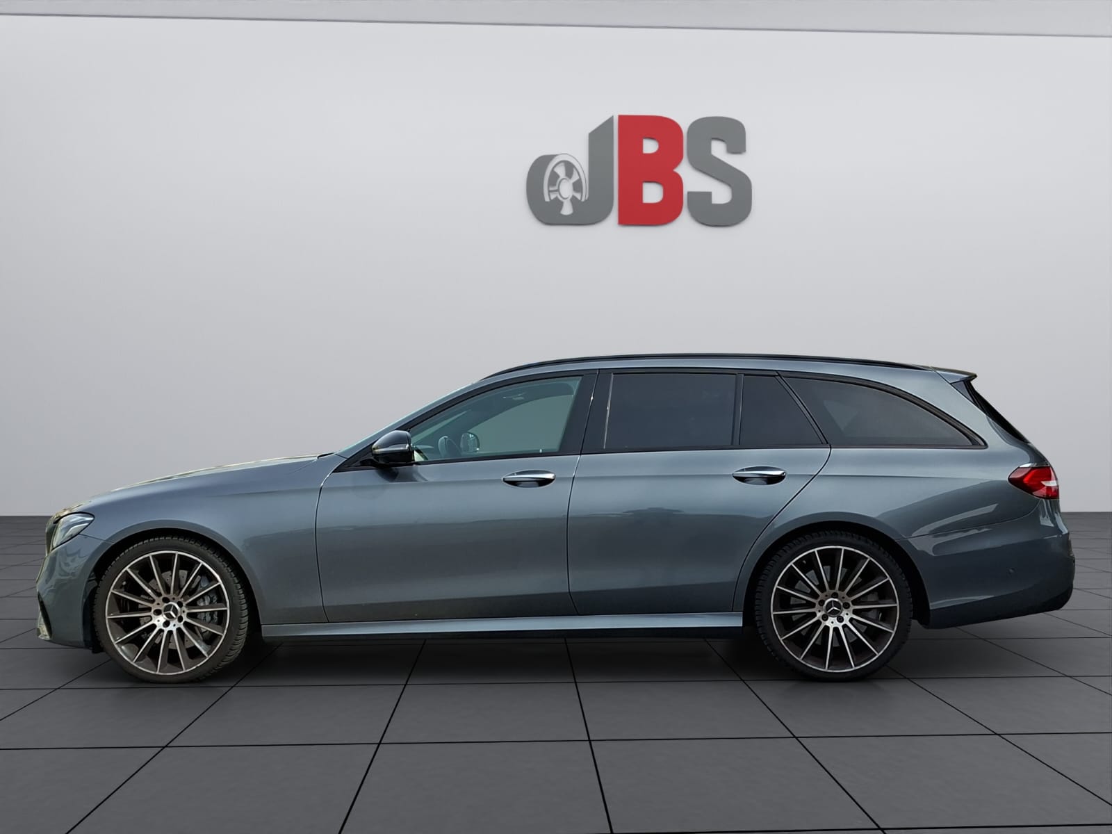 MERCEDES-BENZ E 43 AMG 4 Matic 9G-Tronic-image-3