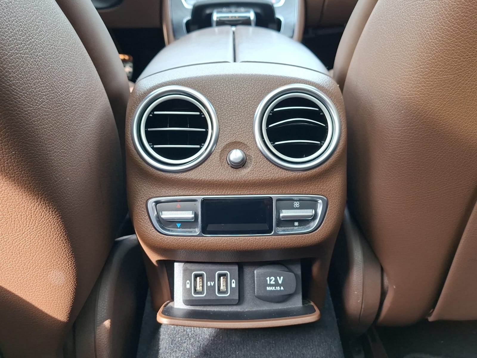 MERCEDES-BENZ E 43 AMG 4 Matic 9G-Tronic-image-9