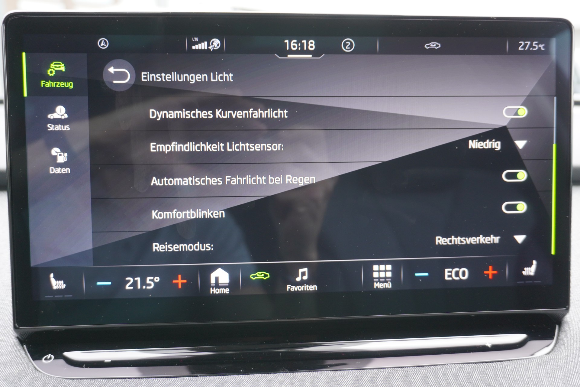 SKODA Enyaq iV 60-image-26
