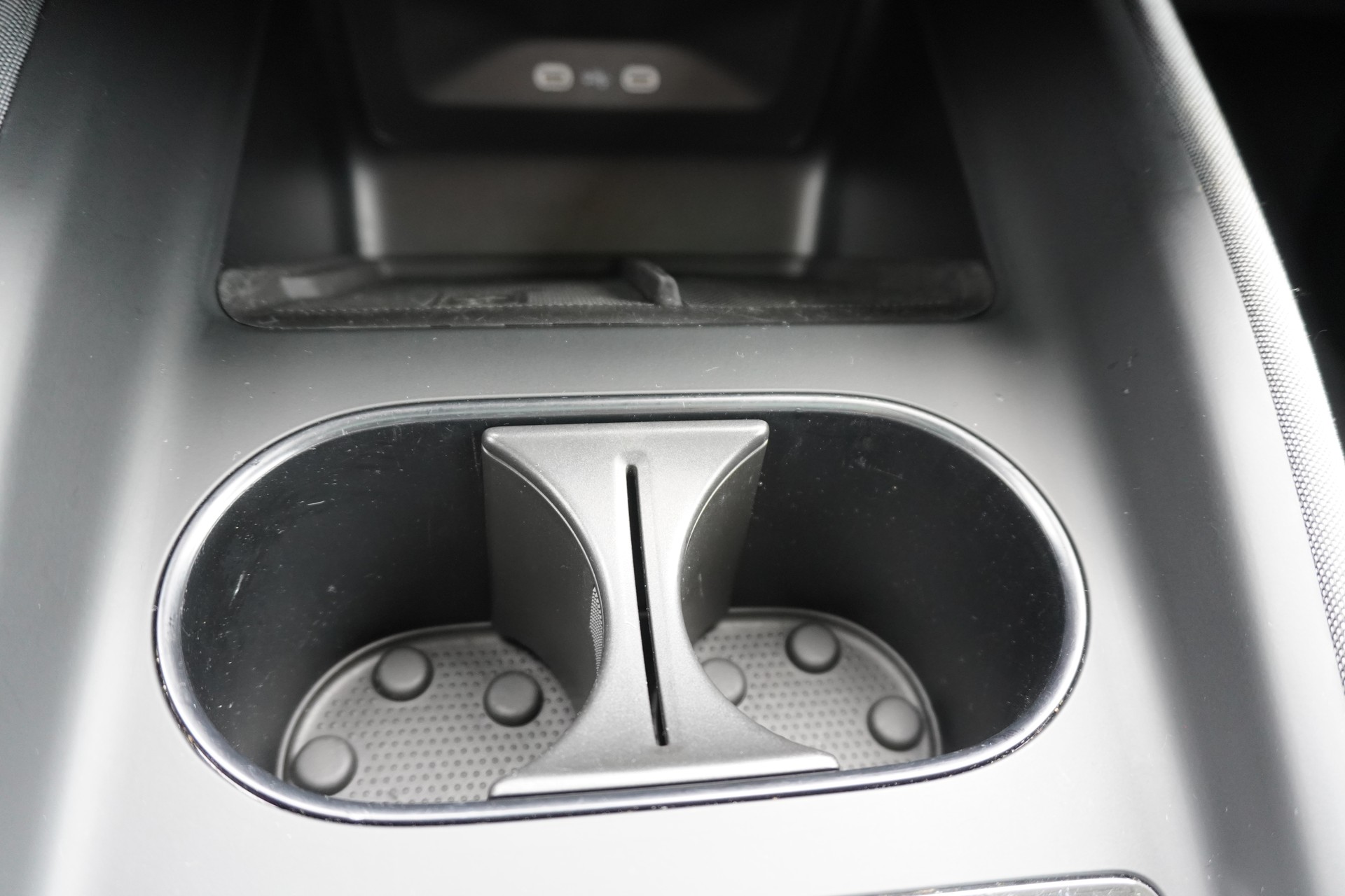 SKODA Enyaq iV 60-image-18