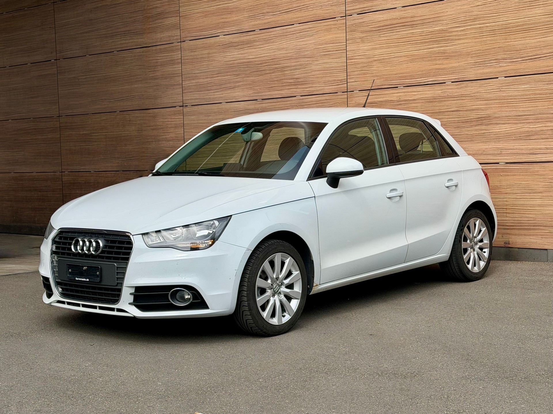 AUDI A1 Sportback 1.6 TDI Ambition - Sitzheizung.- Klimaautomatik --image-0