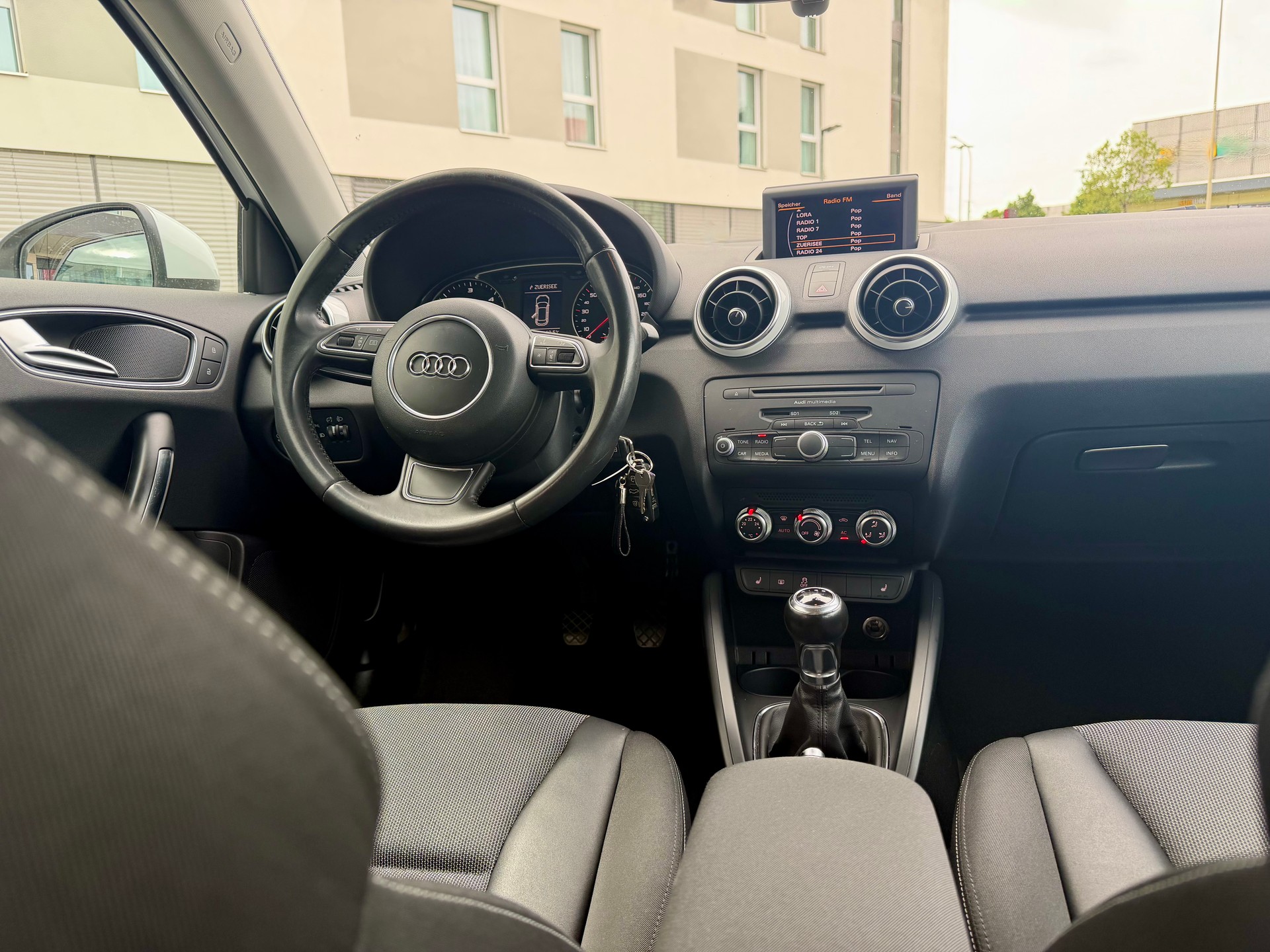 AUDI A1 Sportback 1.6 TDI Ambition - Sitzheizung.- Klimaautomatik --image-12