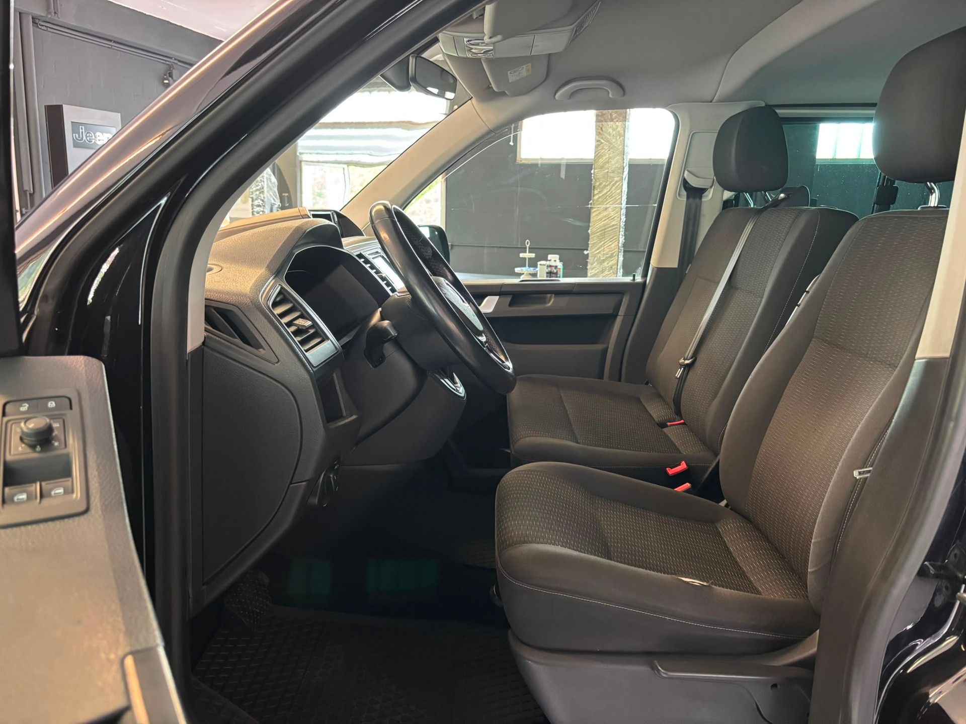 VW T6 2.0 TDI 4Motion DSG-image-7